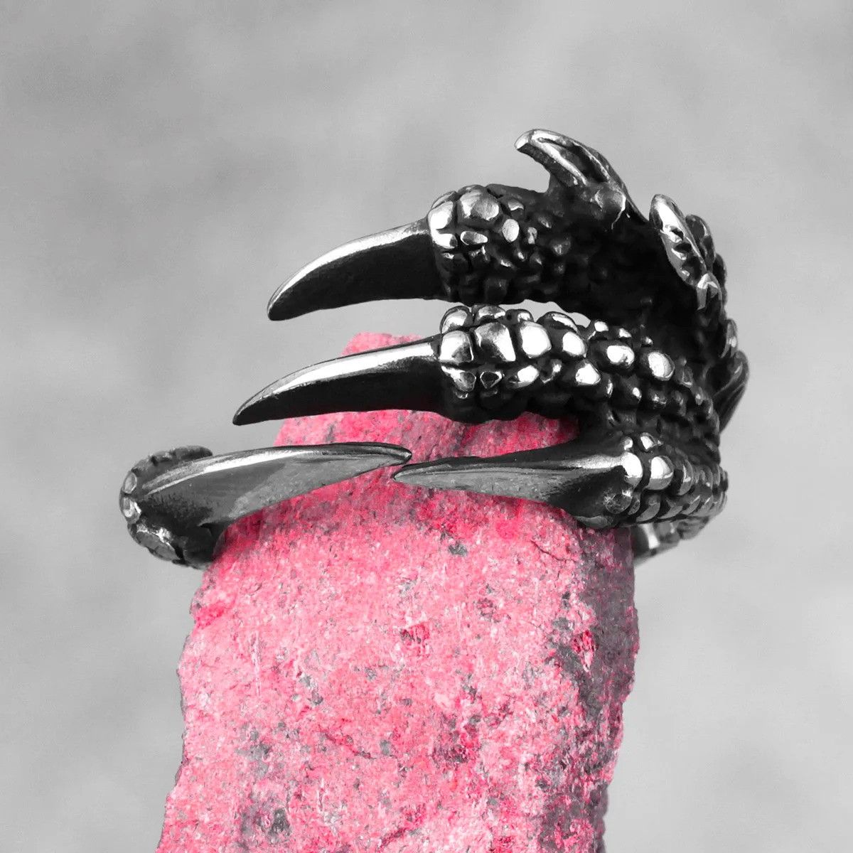Jewelry Dragon Claw Ring Jewelry Streetwear Fashion Gift Size ONE SIZE - 6 Thumbnail
