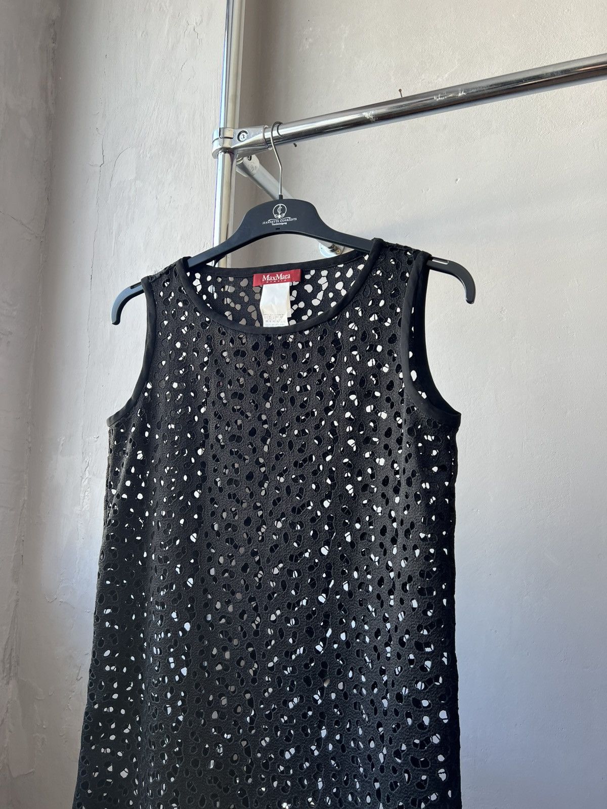 Max Mara MAX MARA STUDIO BLACK OPENWORK SLEEVELESS BOXY STYLE DRESS Size M / US 6-8 / IT 42-44 - 4 Thumbnail