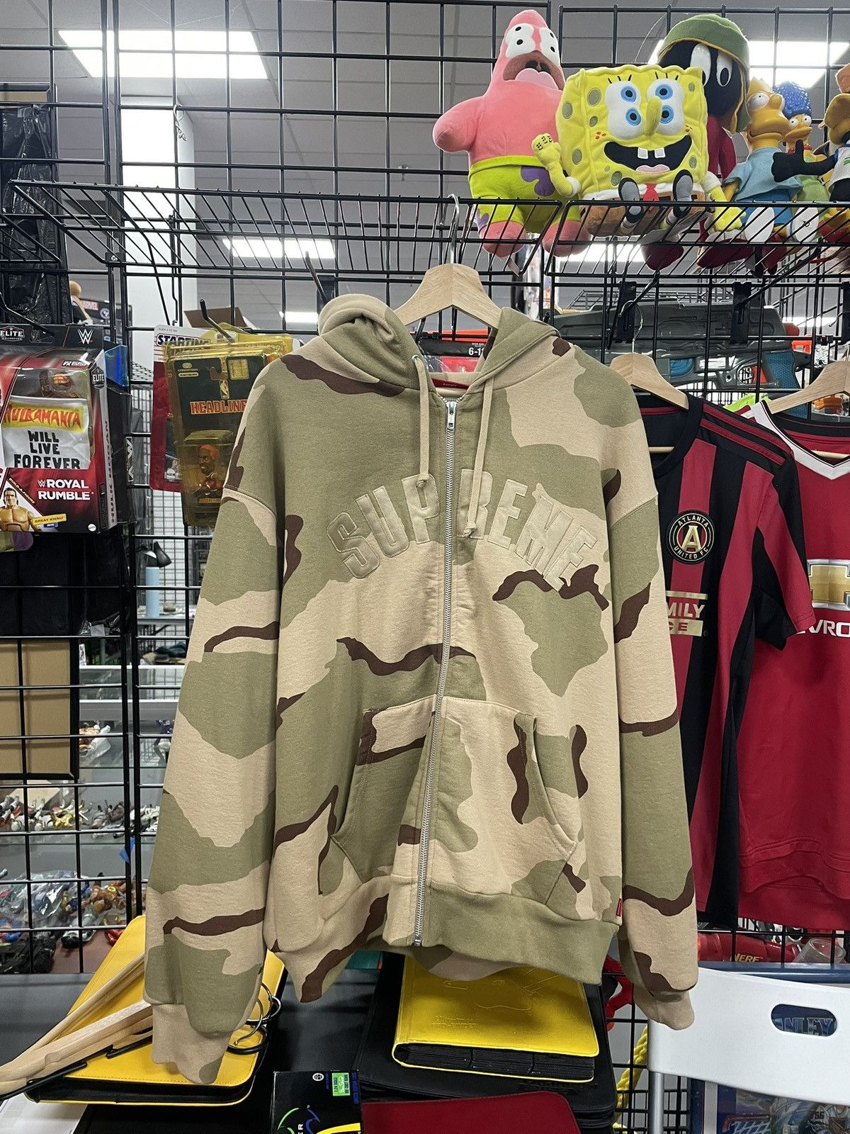 トップス Supreme Hooded Zip Up Thermal Leopard L Supreme Arc Thermal Lined Zip Up Hooded Sweatshirt (FW24) - $198