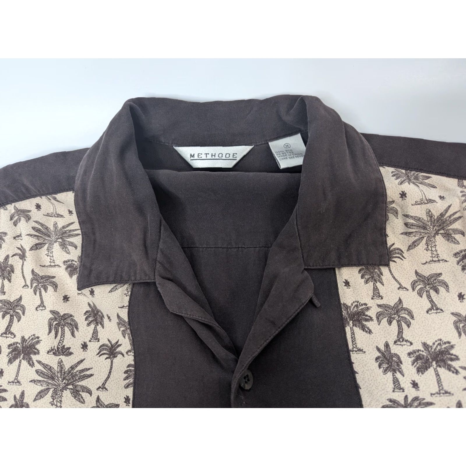 Vintage VINTAGE Methode Silk Bowling Panel Palm Shirt Men's M Short Sleeve Button Up Loop Collar Hawaiian Floral Brown Silk Size US M / EU 48-50 / 2 - 7 Thumbnail