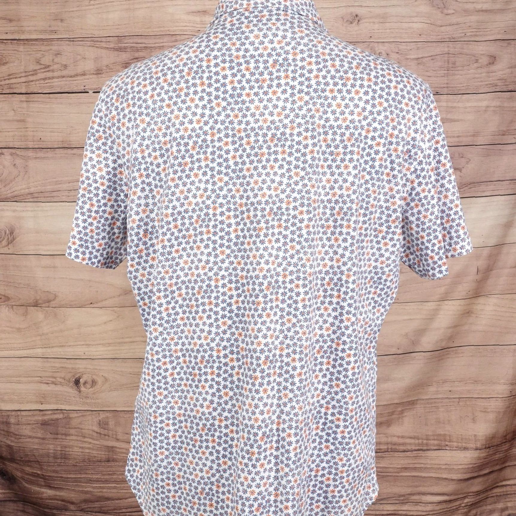 Bonobos Bonobos Shirt Mens Large White Blue Orange Floral Slim Fit Cotton Button-Down Short Sleeve Casual Shirt Mens L White Floral 100% Cotton Size US L / EU 52-54 / 3 - 4 Thumbnail