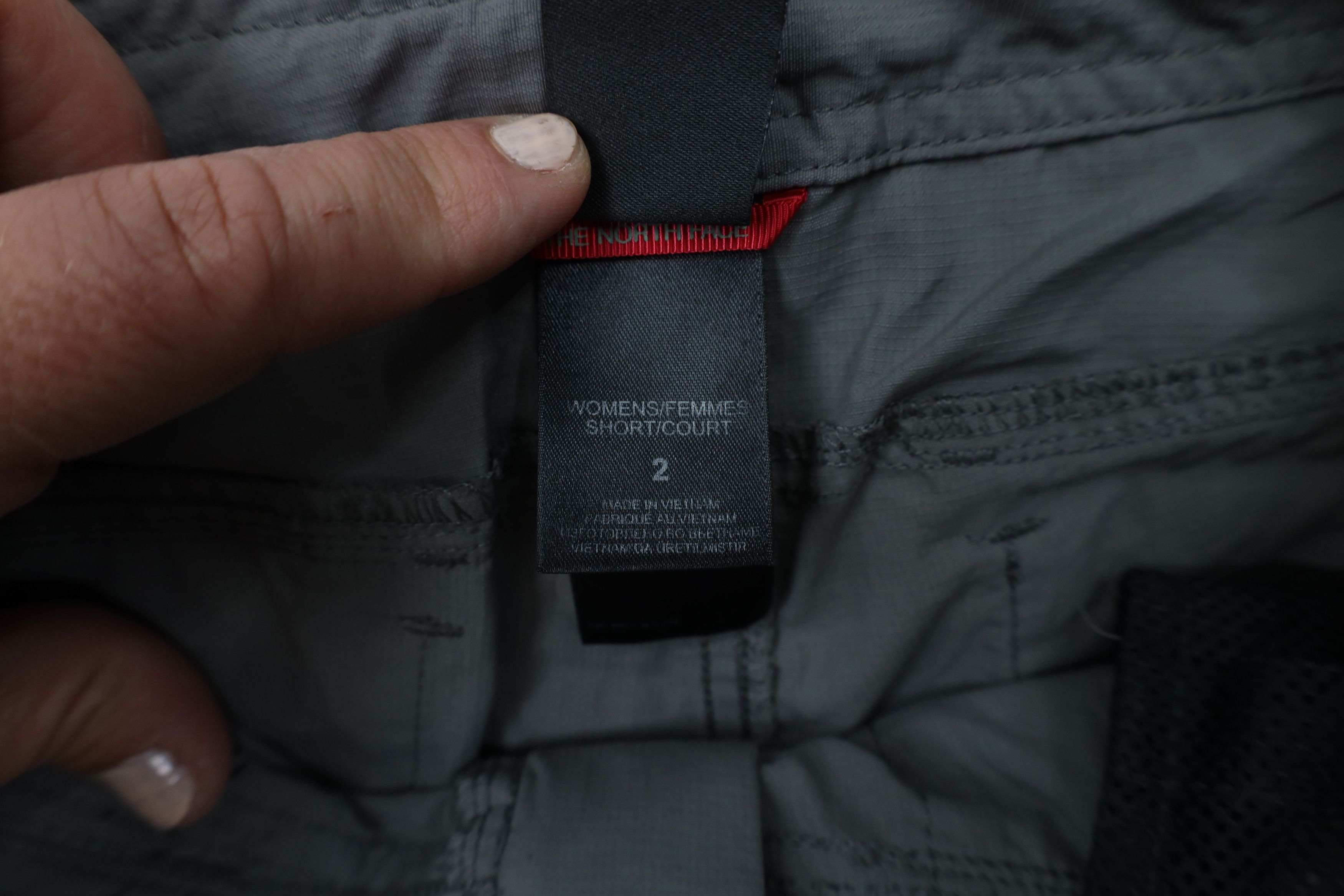 The North Face × Vintage Vintage The North Face Short Wide Leg Flared Hiking Pants Size 26" / US 2 / IT 38 - 8 Thumbnail