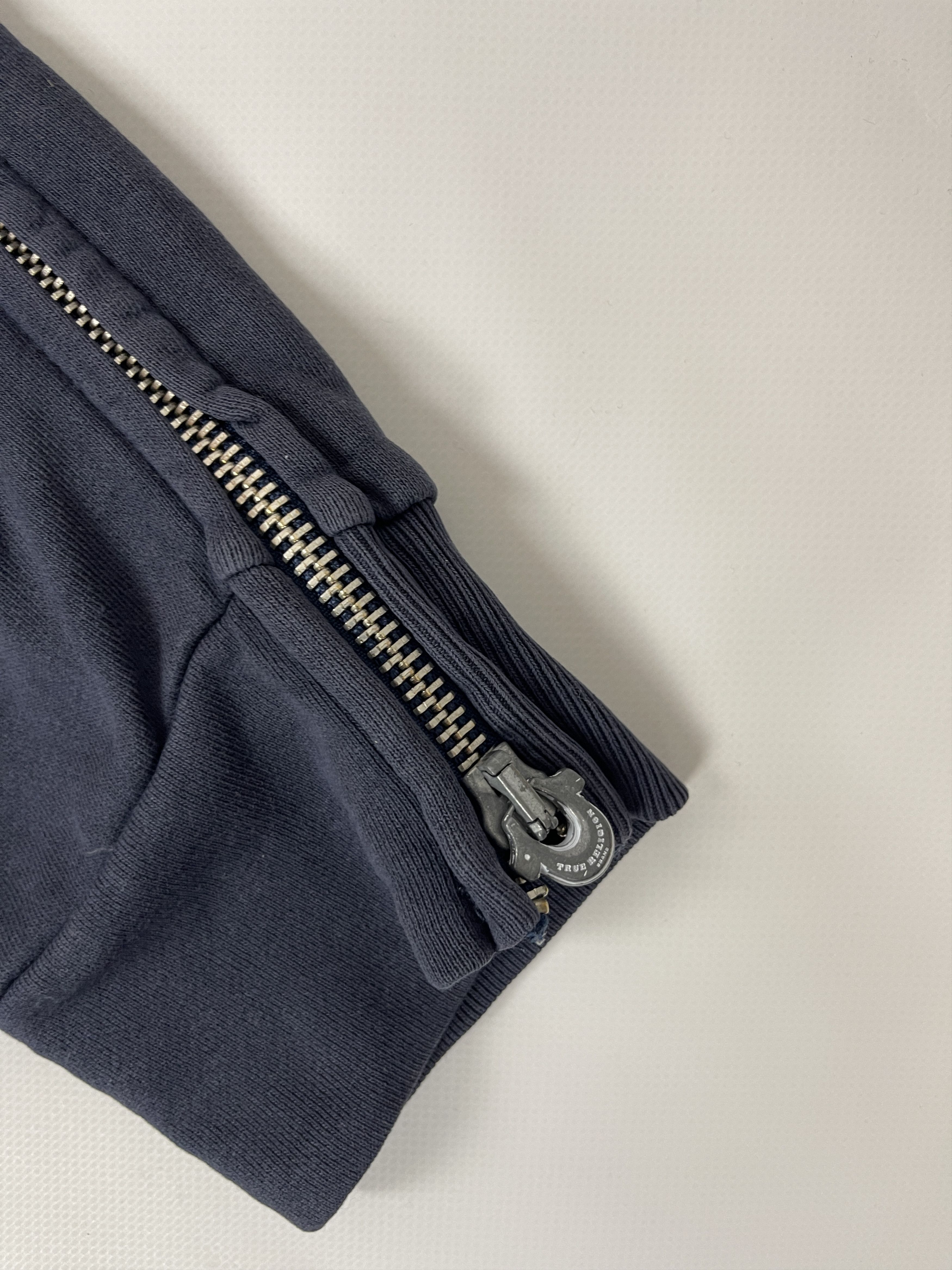 True Religion True Religion blue logo full zip sweatpants joggers Size US 36 / EU 52 - 7 Thumbnail