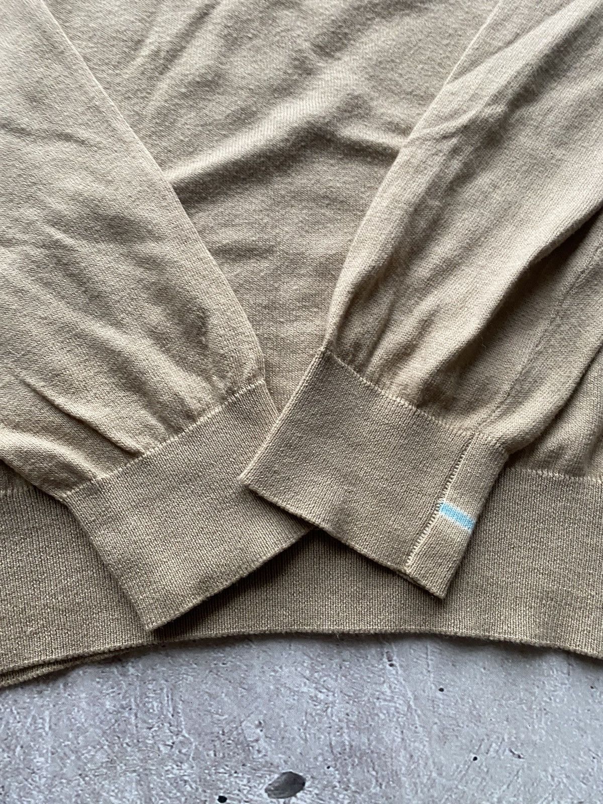 Etro Rare Etro V-Neck Cashemere Made In Italy Sweater Vintage Size M / US 6-8 / IT 42-44 - 5 Thumbnail