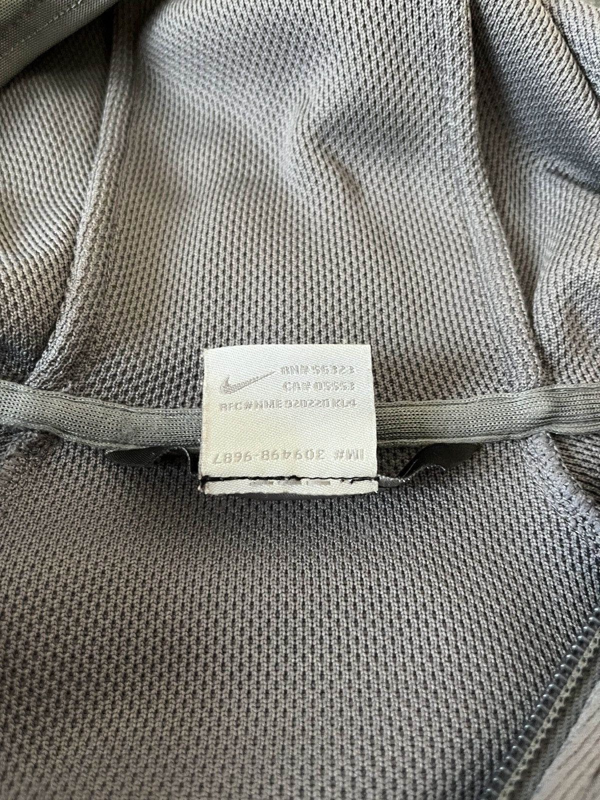 Nike Vintage 2006 Nike Sphere Dry Asymmetrical Zip Hooded Jacket Size US XL / EU 56 / 4 - 5 Thumbnail