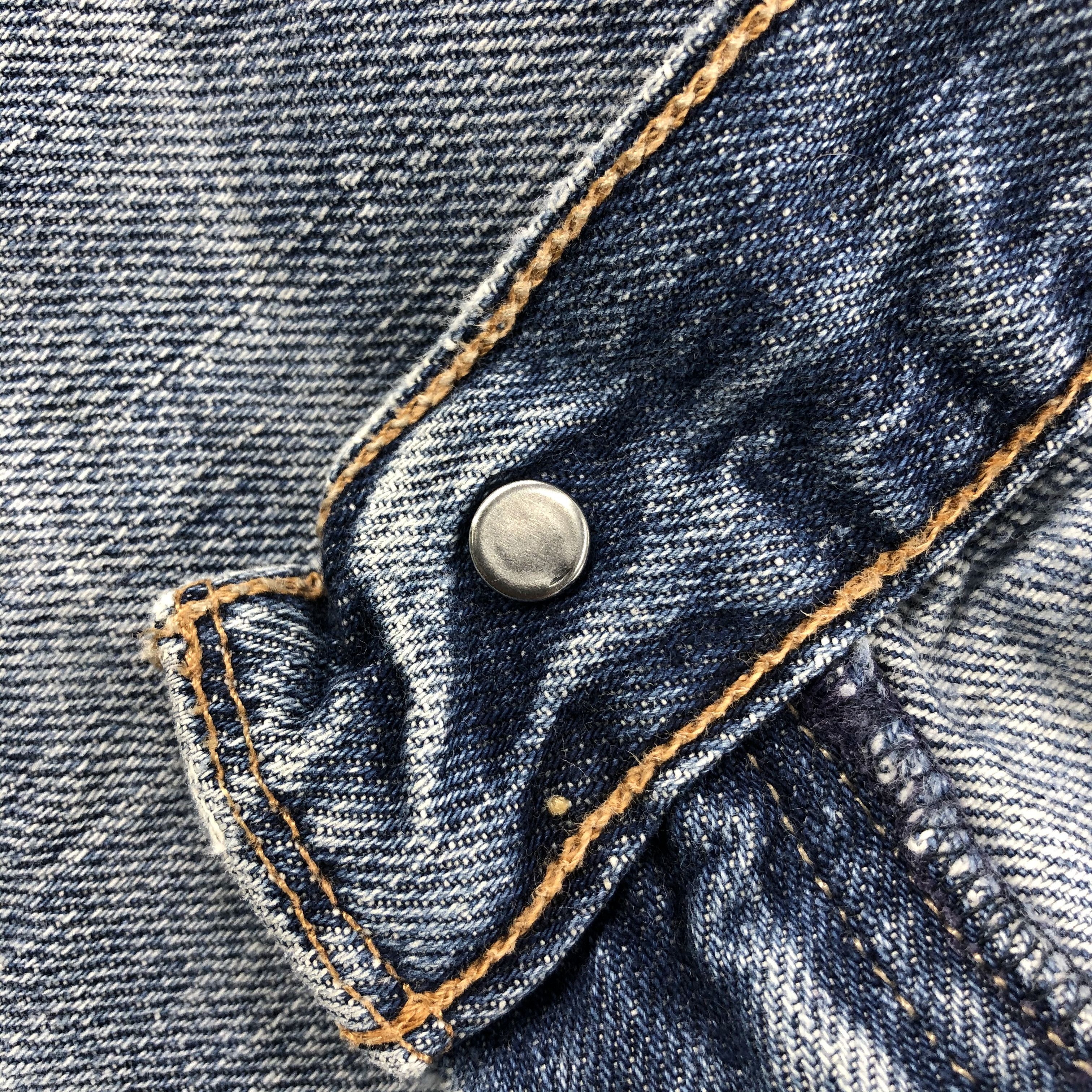 Levi's × Vintage Vintage Light Wash Levis 559 Denim Jeans-JM989 Size US 37 - 10 Thumbnail