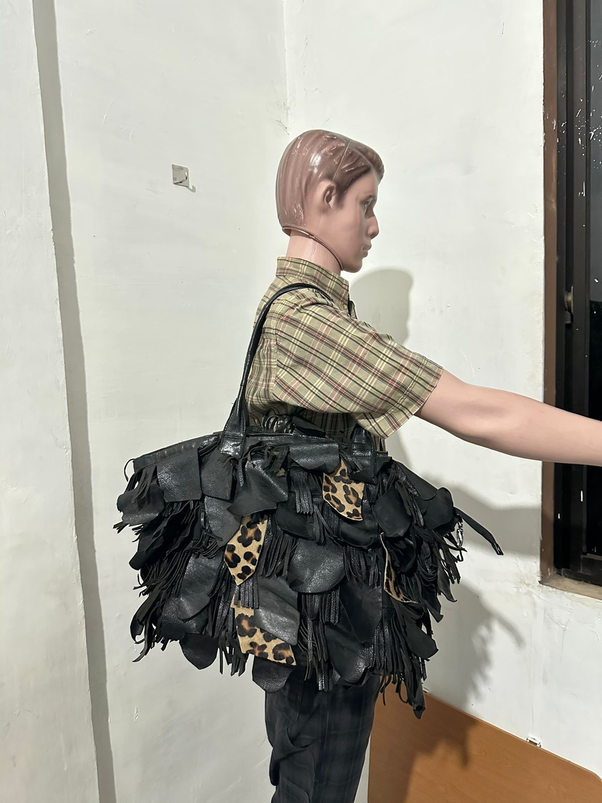 Other 🔥Beautiful design Avant Garde Style scales ruffled bag Size ONE SIZE - 1 Thumbnail