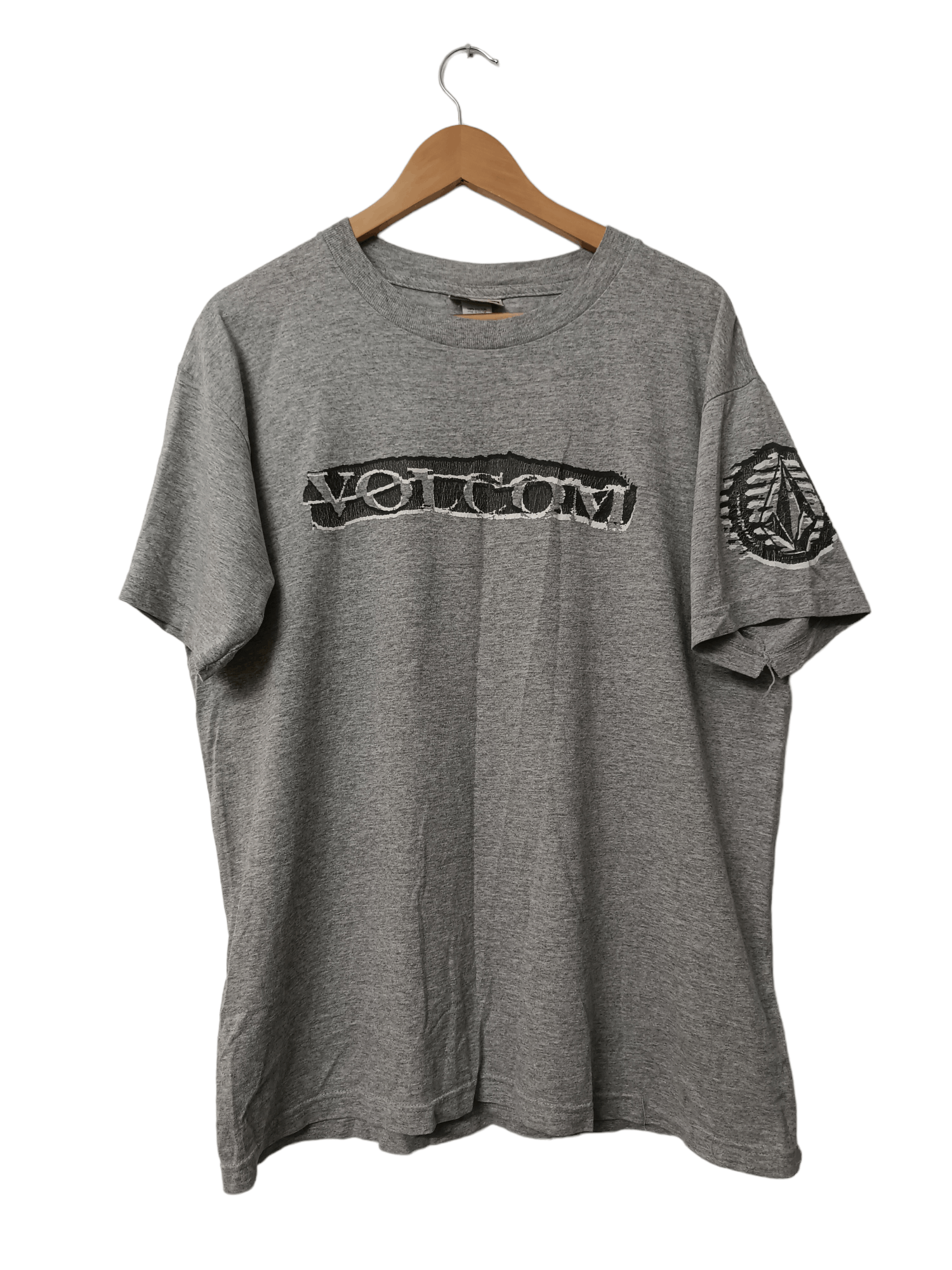 Vintage Vintage Volcom spell out Size US L / EU 52-54 / 3 - 1 Thumbnail