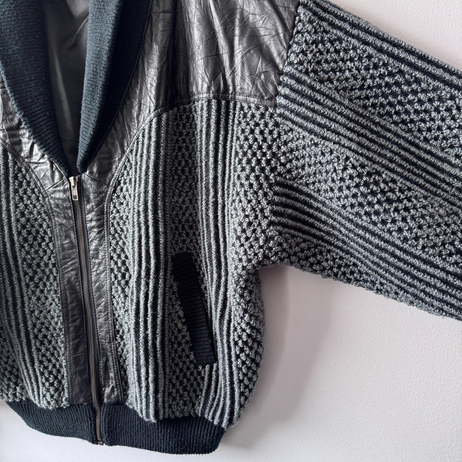 Vintage Vintage Archive Bomber Jacket Knitted Y2K Avant Garde Size US XL / EU 56 / 4 - 4 Thumbnail