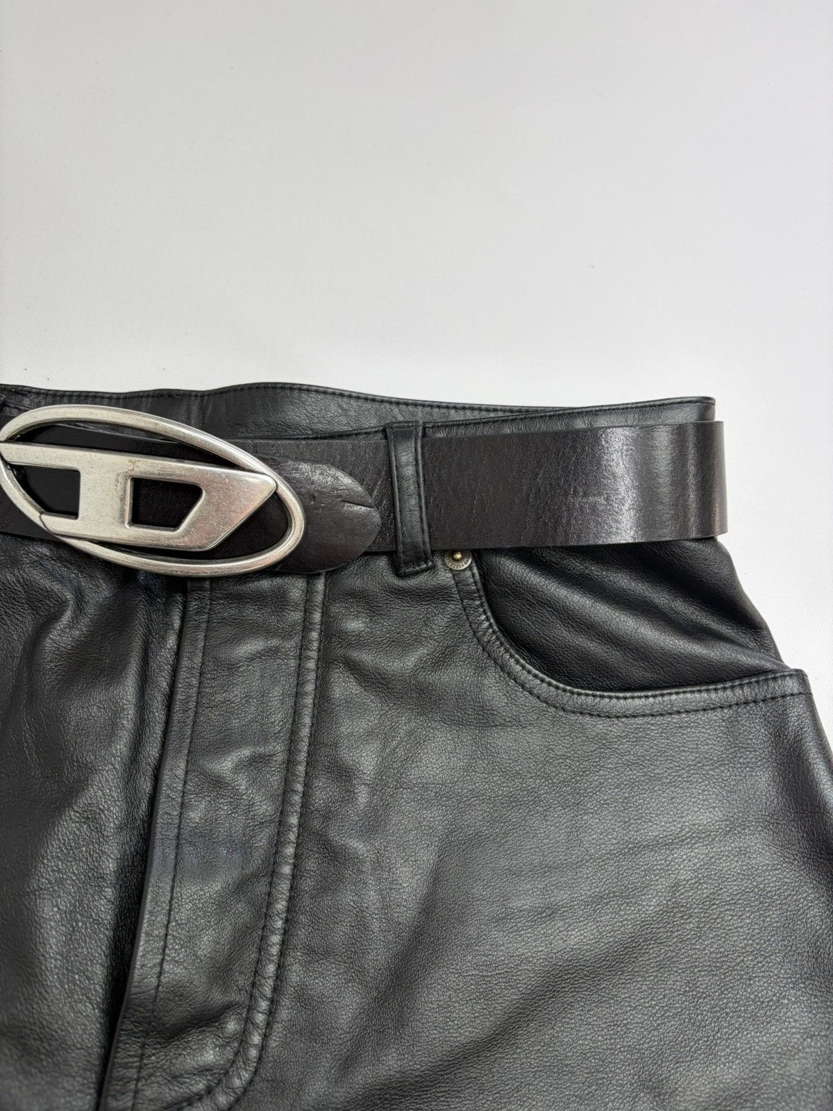 Diesel Vintage Diesel Oval Logo Y2K Archive Leather Belt Buckle Size ONE SIZE - 9 Thumbnail