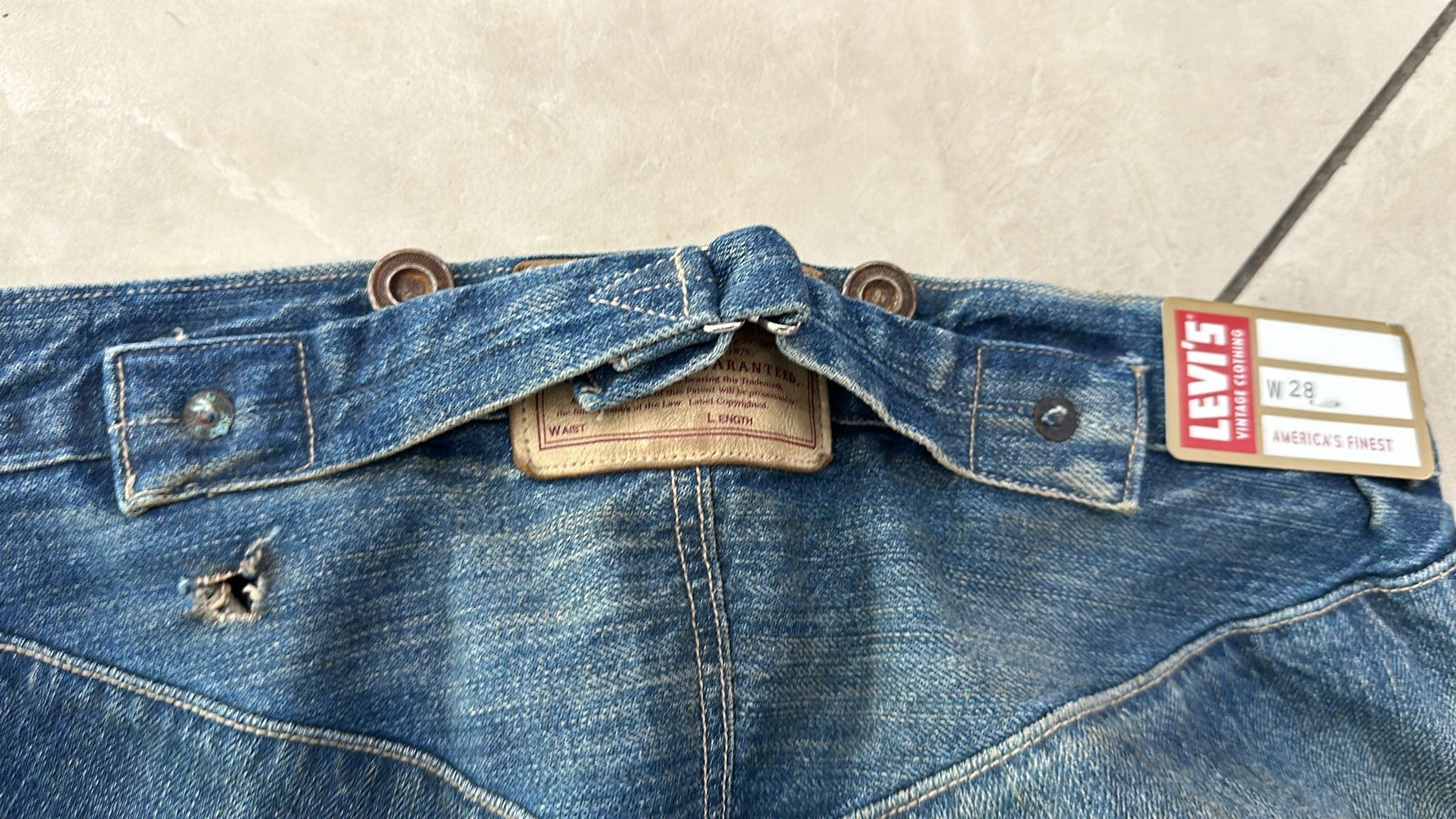 Levi's Vintage Clothing LVC Levi's Vintage Clothing 1880 501XX BigE Selvedge Jeans Size US 28 / EU 44 - 3 Thumbnail