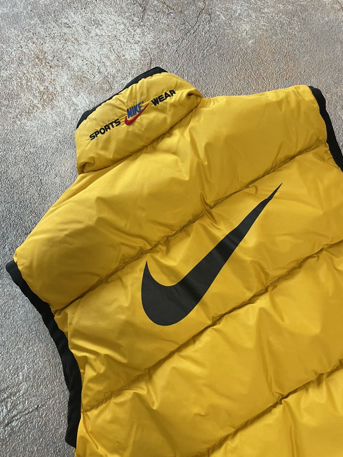 Nike ACG Vintage Nike ACG Reversible Puffer Vest Big Swoosh Size US M / EU 48-50 / 2 - 8 Thumbnail