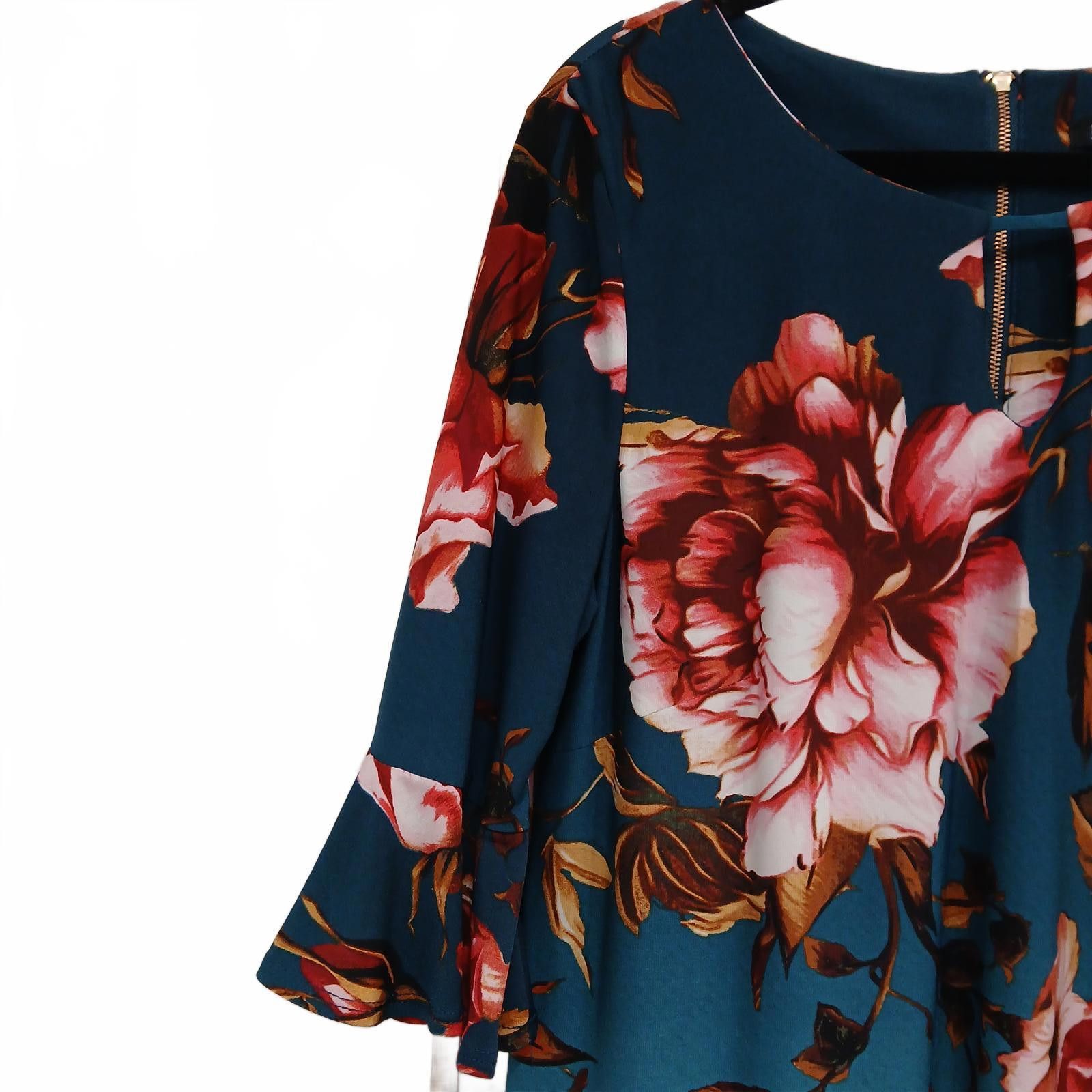 Designer Roz & ALI Keyhole Floral Dress Bell Sleeve Women's Size M / US 6-8 / IT 42-44 - 6 Thumbnail
