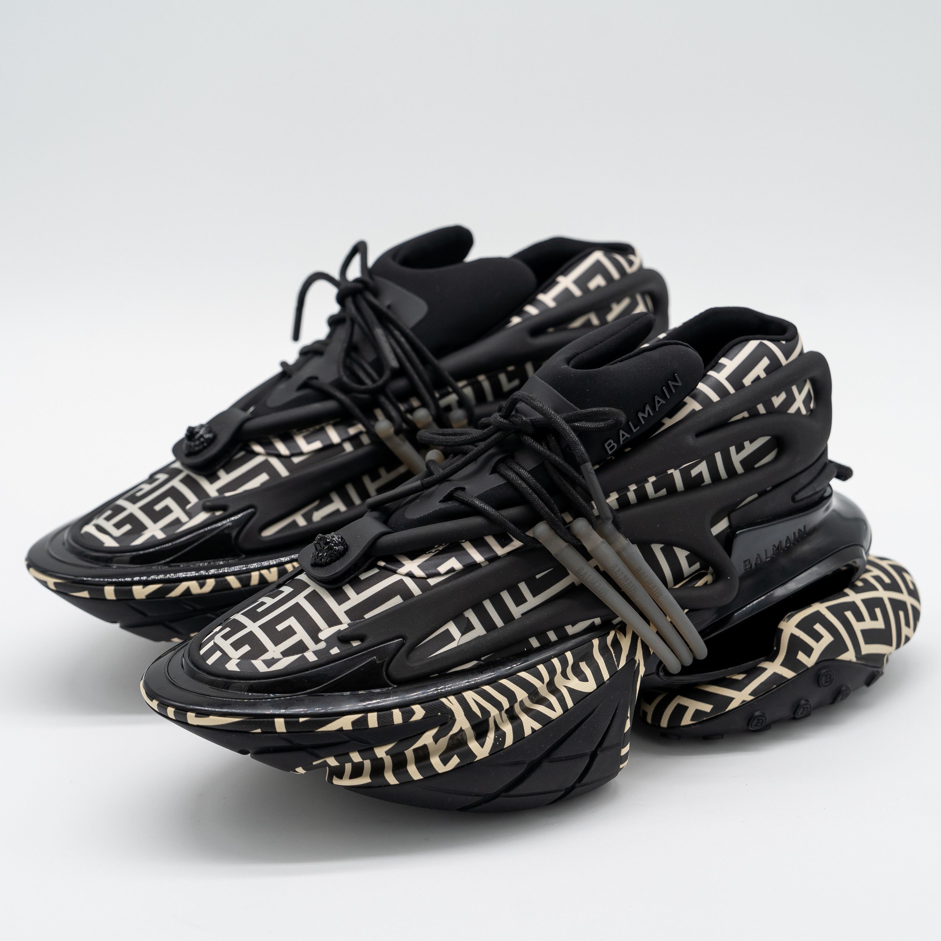 Balmain 42 9 US Balmain Unicorn Black White Monogram Sneakers Size US 9 / EU 42 - 1 Thumbnail