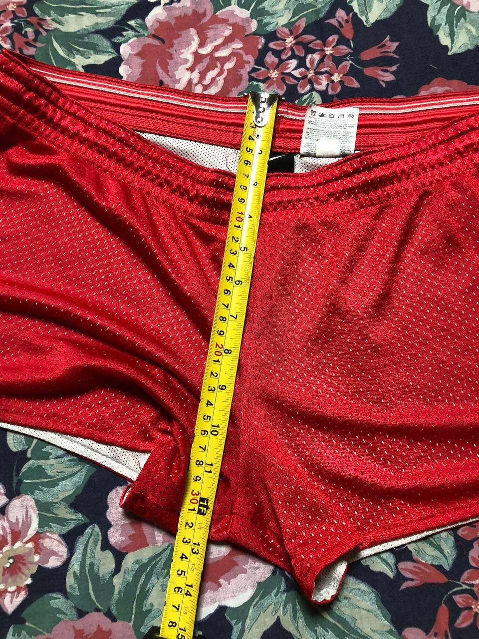 Nike Nike Shorts Size 28" / US 6 / IT 42 - 9 Thumbnail