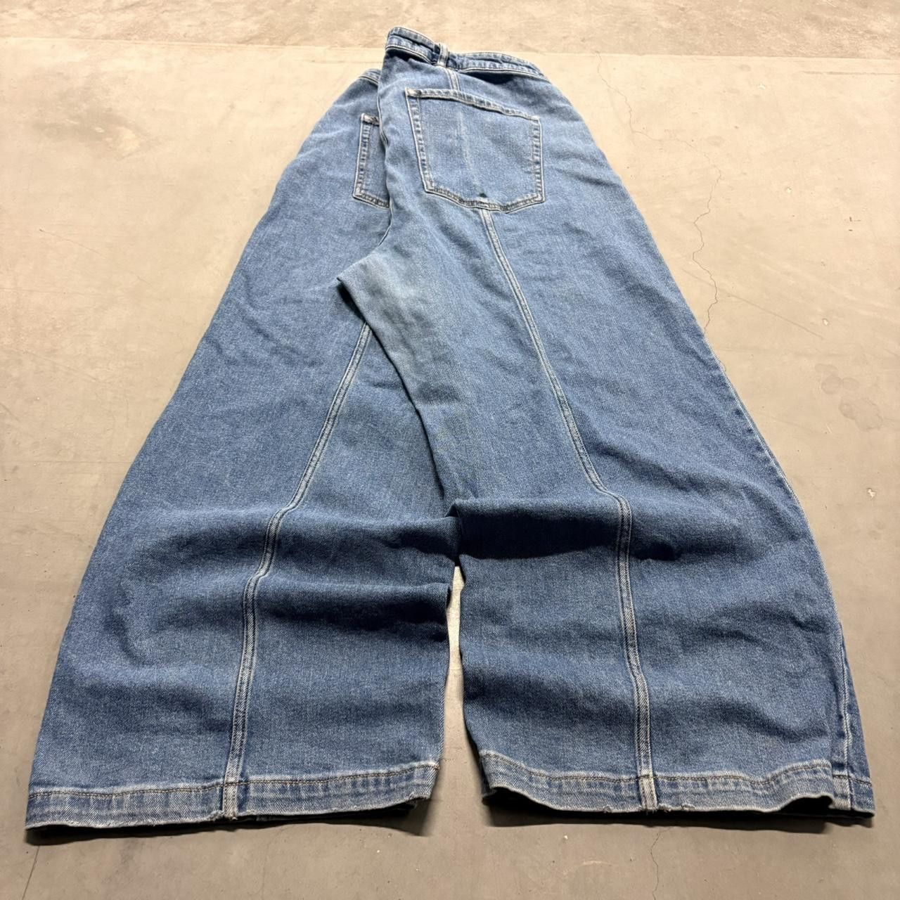 Vintage Crazy Vintage Y2K/2000s Super Baggy Super Wideleg Skater Streetwear JNCO Style Medium Blue Wash Denim Jeans! Size US 38 / EU 54 - 5 Thumbnail