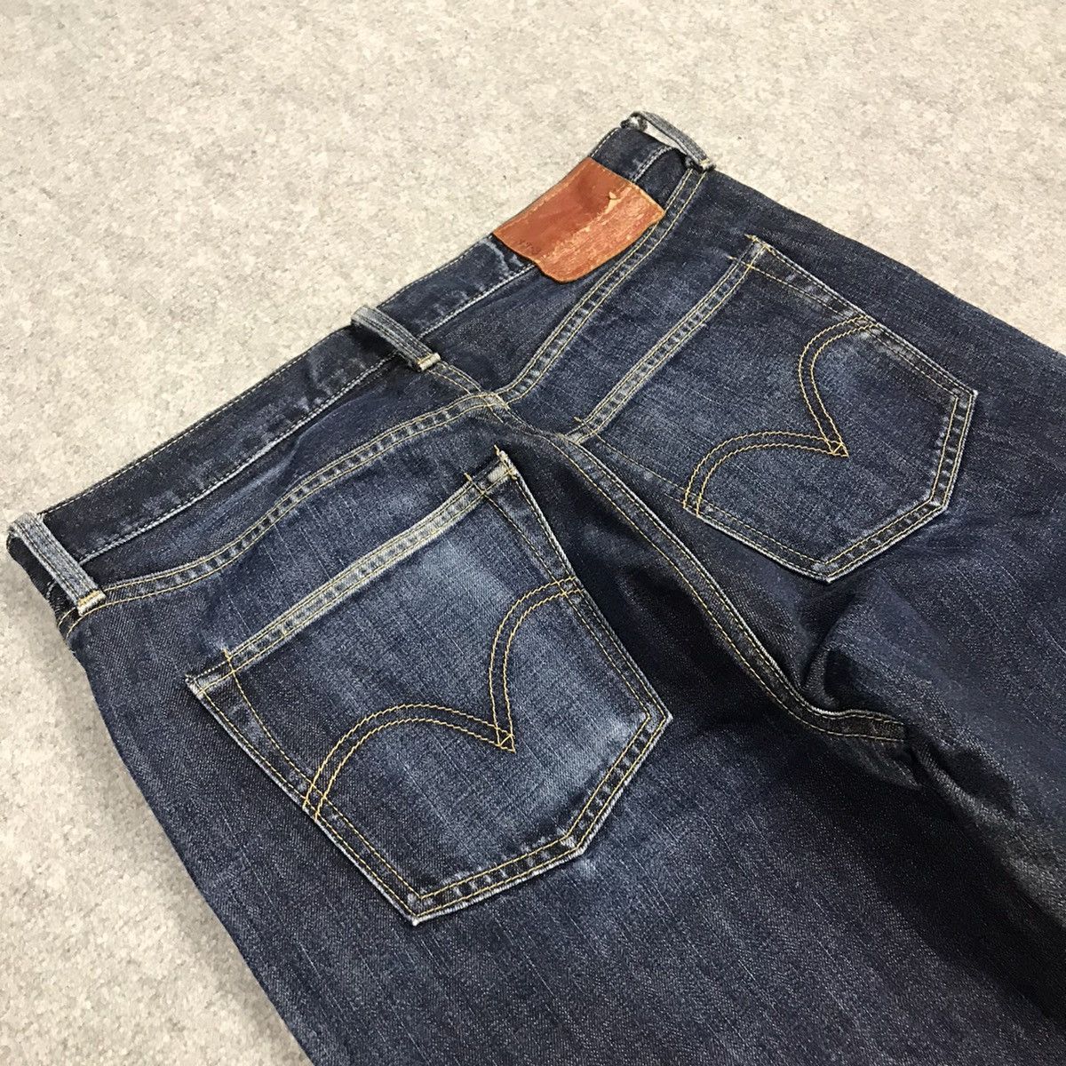 Levi's Vintage Clothing Levis Distressed denim blue jeans pants Size US 31 - 11 Thumbnail