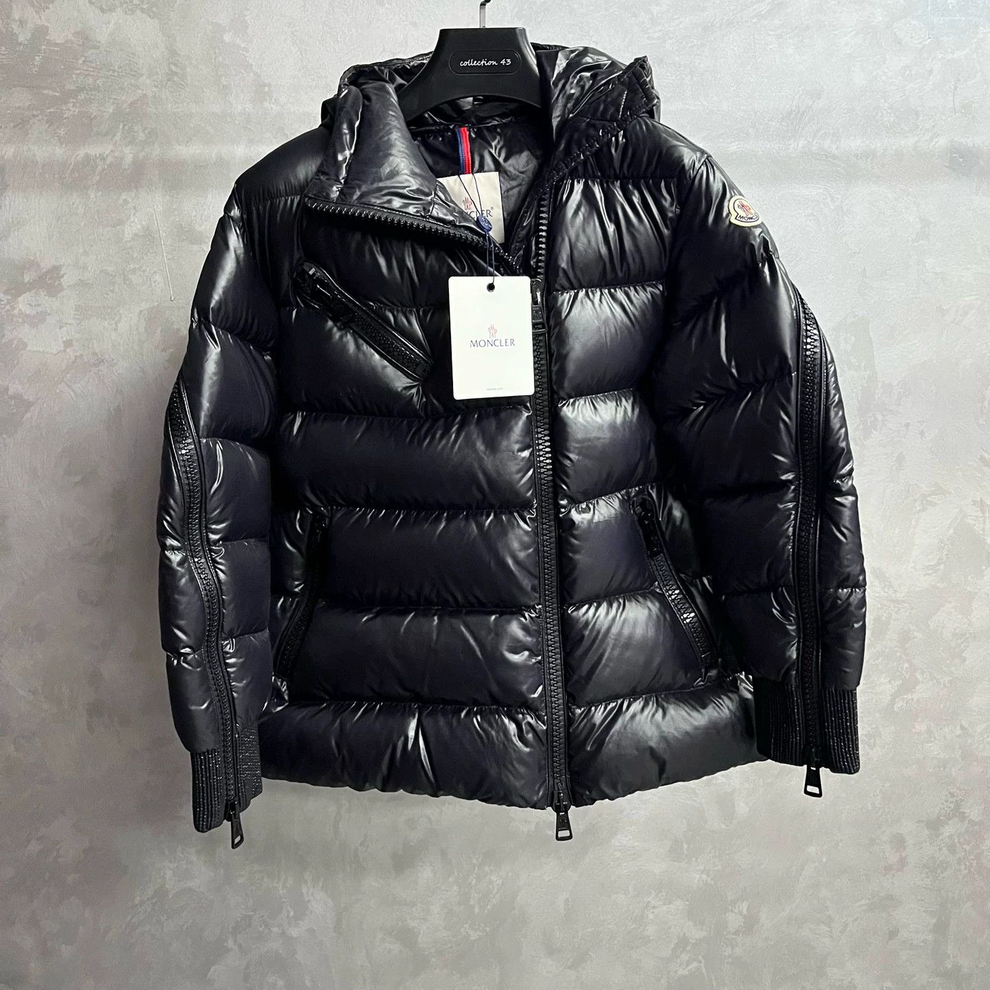 Moncler Moncler Retro Down Black Down Jacket 0 Women Size XS / US 0-2 / IT 36-38 - 1 Thumbnail