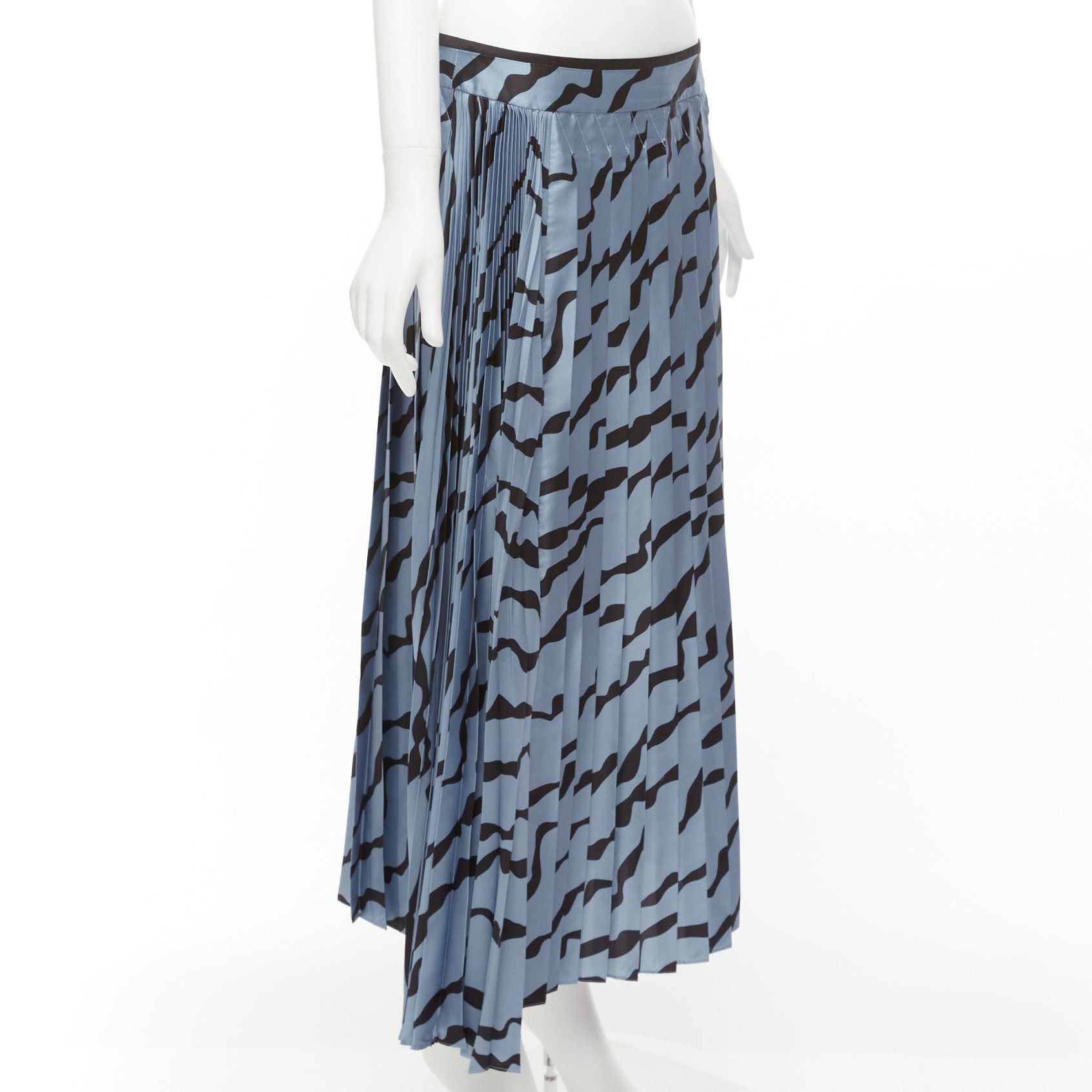 Victoria Beckham VVB VICTORIA BECKHAM blue black diagonal print pleated bias hem skirt UK8 S Size 27" / US 4 / IT 40 - 1 Thumbnail
