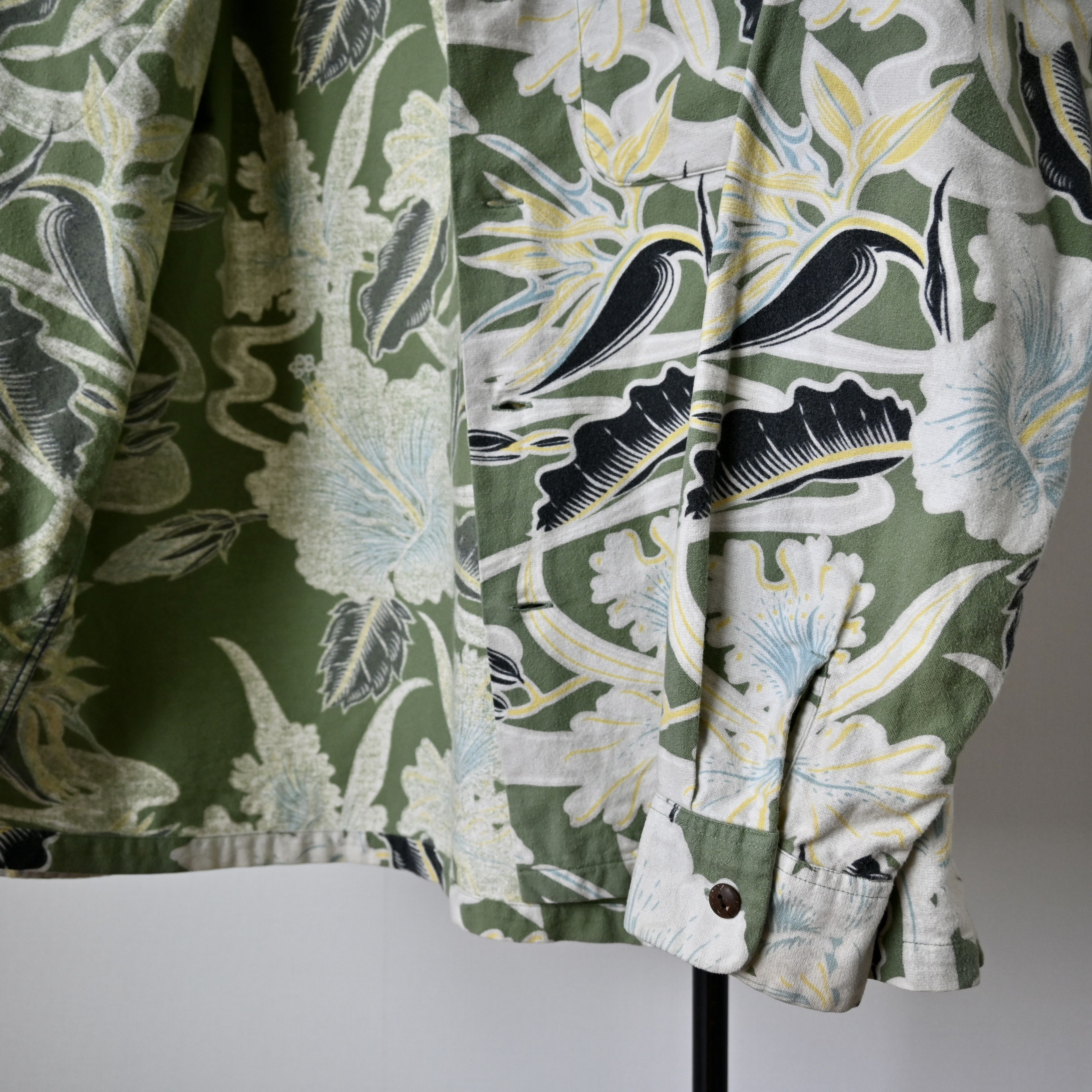 Sun Surf SUN SURF oriental botany flannel Hawaiian shirt, size L Size US L / EU 52-54 / 3 - 10 Thumbnail