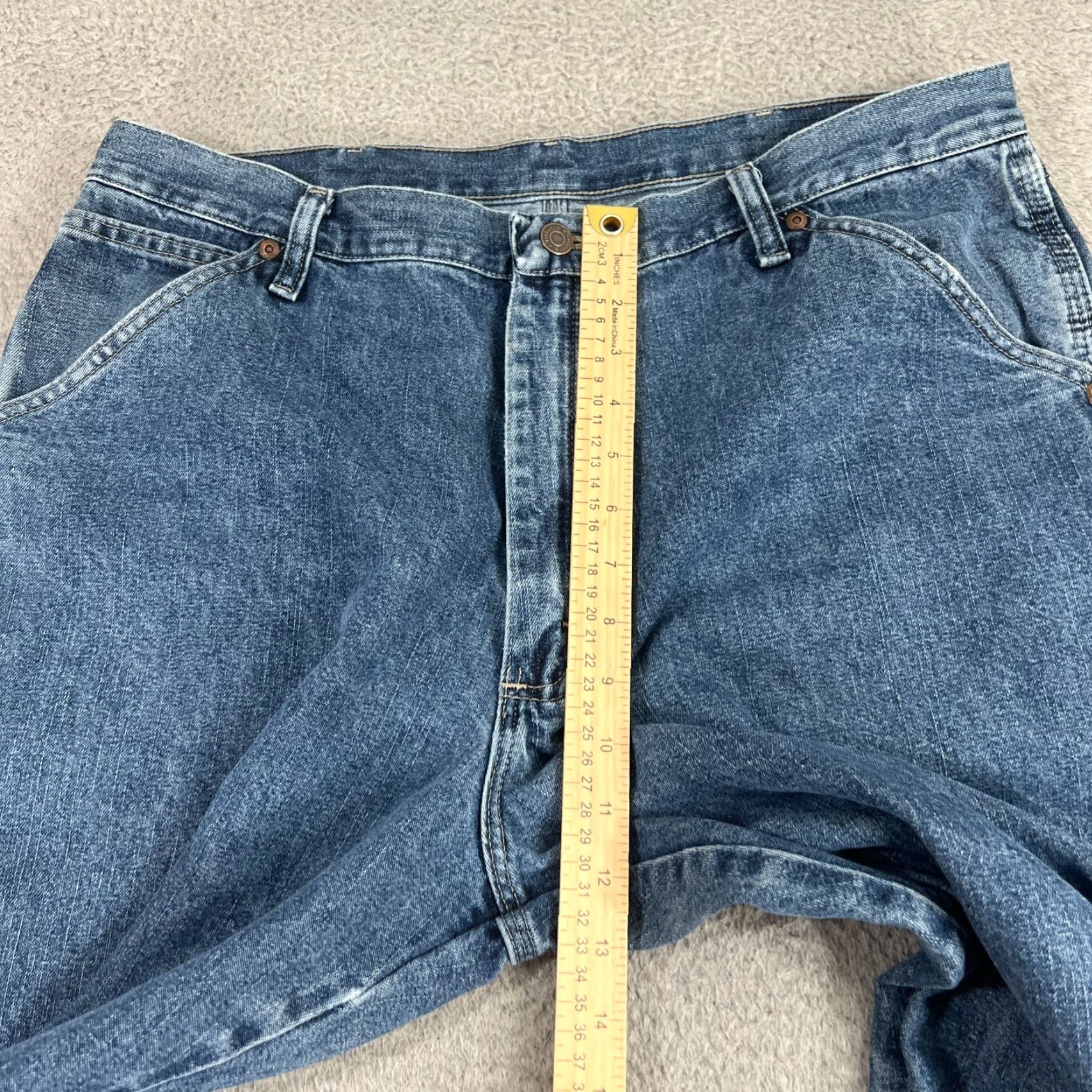 Wrangler Wrangler Carpenter Jeans Mens 36x32 Medium Wash Denim Blue 5-Pocket Zipper Straight Regular Waist 36 Mens Jeans Size US 36 / EU 52 - 7 Thumbnail
