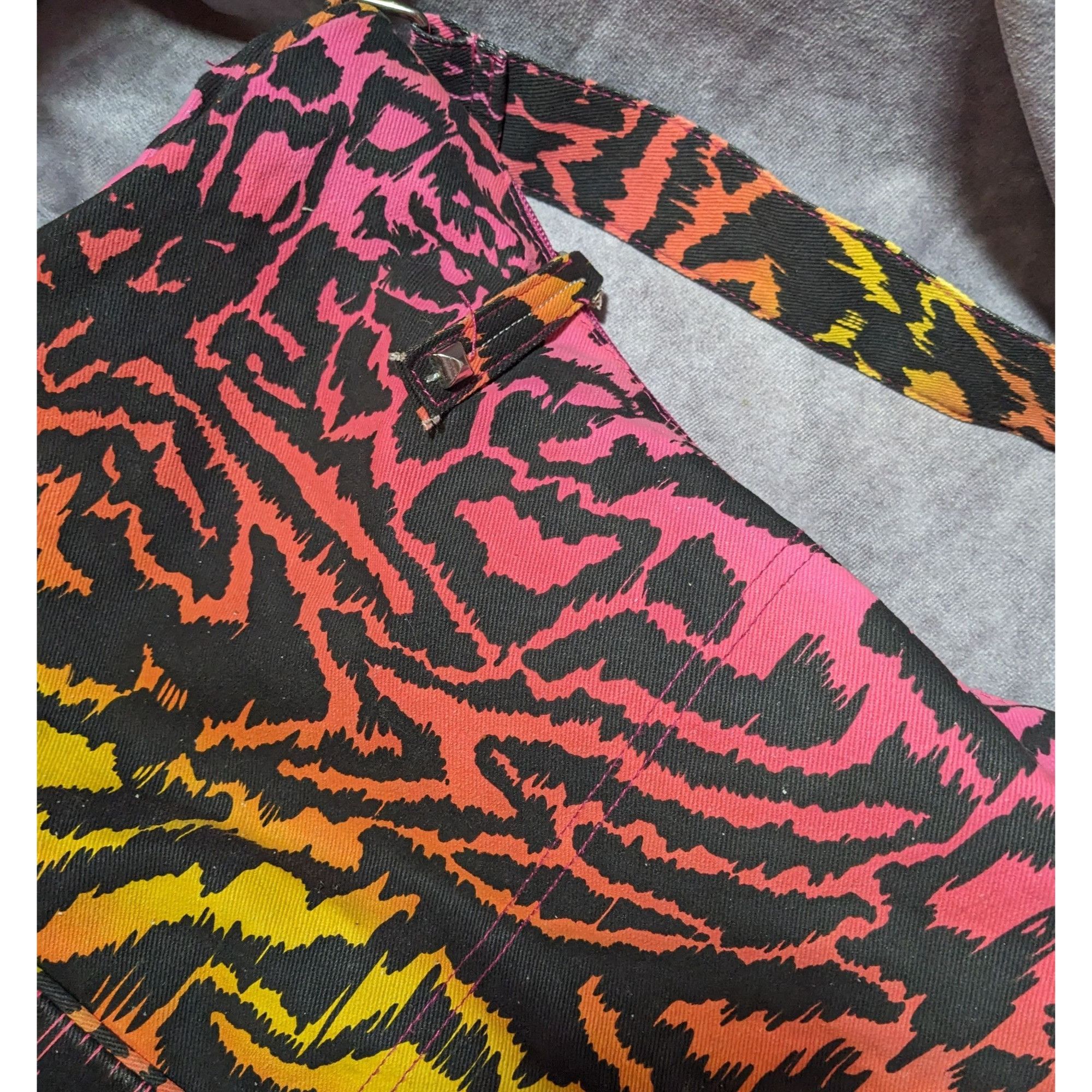 Other 90s Style Rainbow Tiger Print Canvas Shoulder Bag Size ONE SIZE - 11 Thumbnail