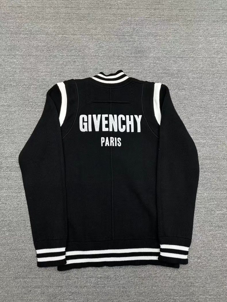 Givenchy Givenchy Wool letter baseball jacket size M Size US M / EU 48-50 / 2 - 2 Thumbnail