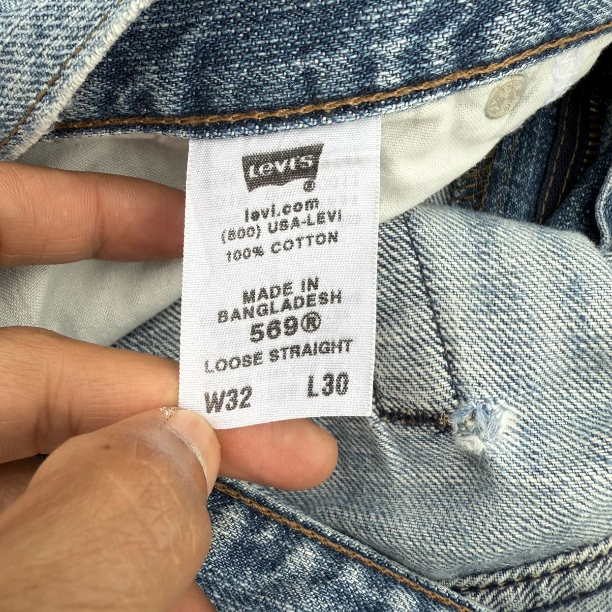 Levi's Vintage Clothing VINTAGE LEVI'S 569 LOOSE STRAIGHT FADED JEAN DENIM PANTS Size US 34 / EU 50 - 14 Thumbnail