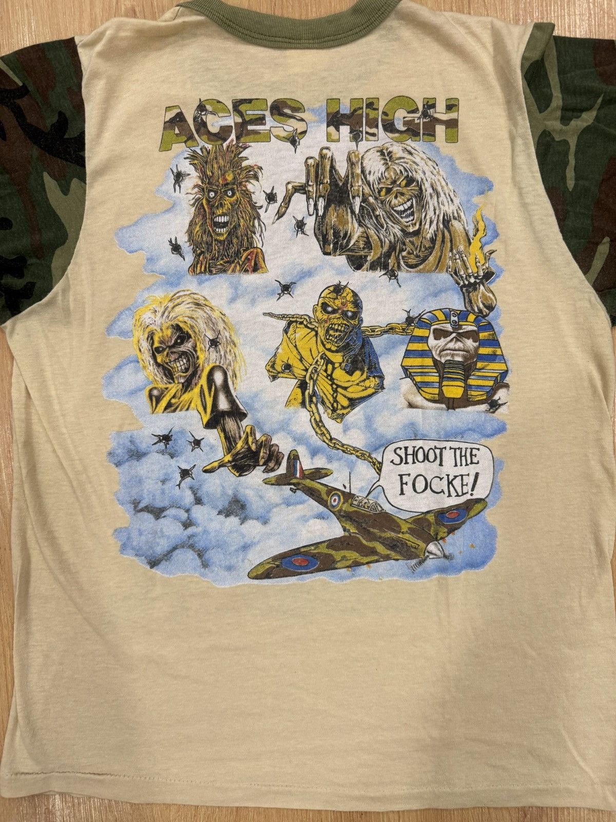 Iron Maiden Vintage 1984 Iron Maiden Tshirt Band Tee Size US S / EU 44-46 / 1 - 7 Thumbnail
