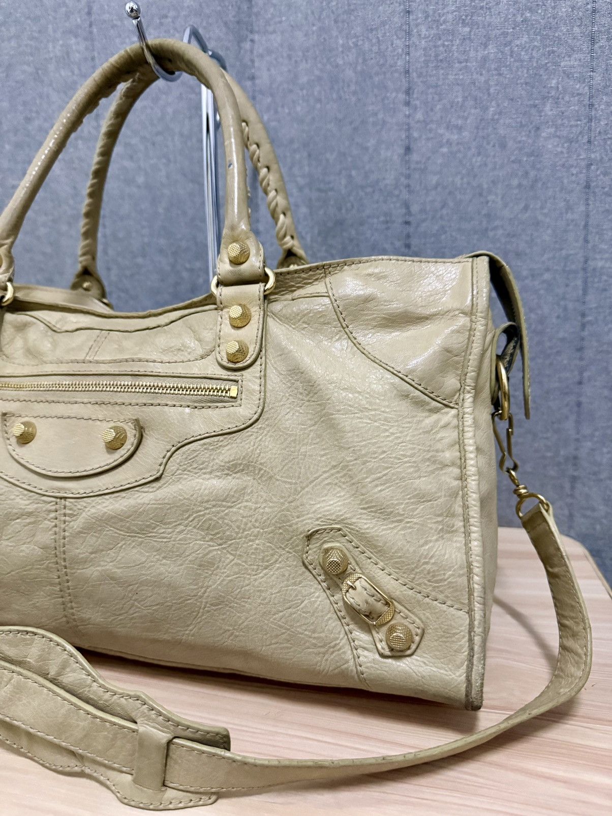 Balenciaga 2000s Balenciaga Part Time "Giant 21 Gold Studded Size ONE SIZE - 3 Thumbnail