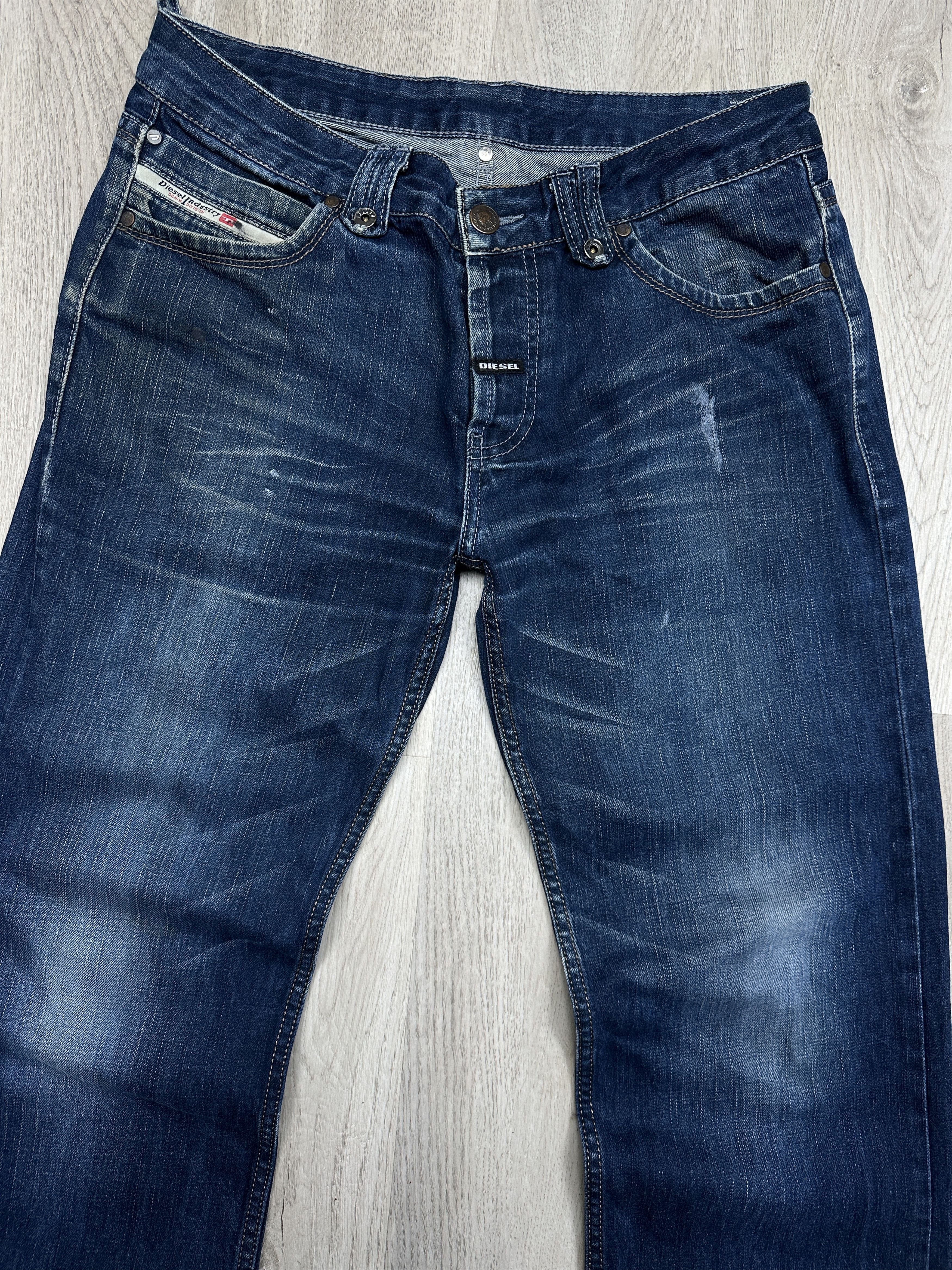 Diesel Diesel 90s Vintage Mens Denim Pants Big Logo Jeans Size US 34 / EU 50 - 6 Thumbnail