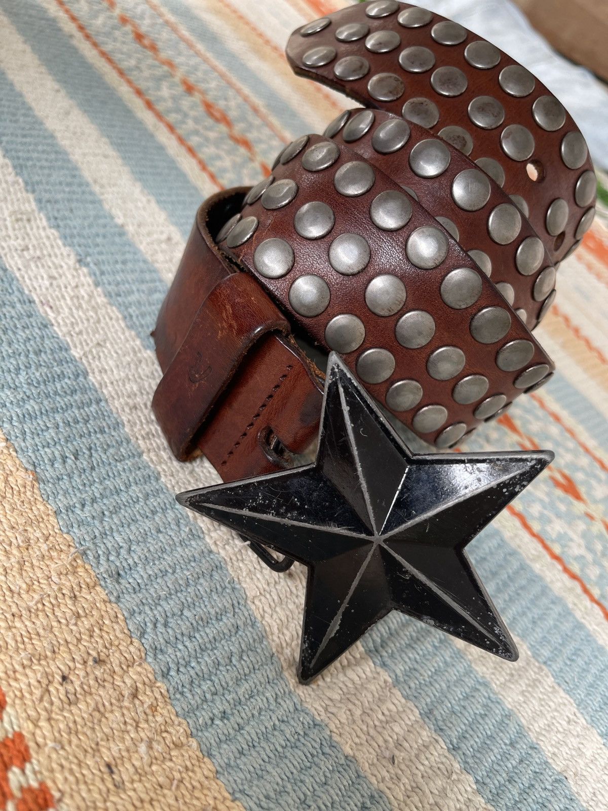 Hollywood Trading Company Vtg Belt🔥HOLLYWOOD TRADING COMPANY🔥Studded Start Buckle Size 34 - 16 Thumbnail