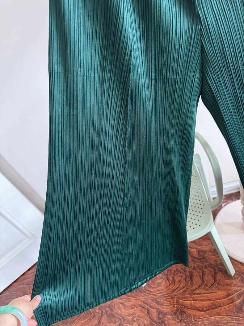 Issey Miyake Issey Miyake size:3 Green pleated pants Size 42" / US 20 - 3 Thumbnail