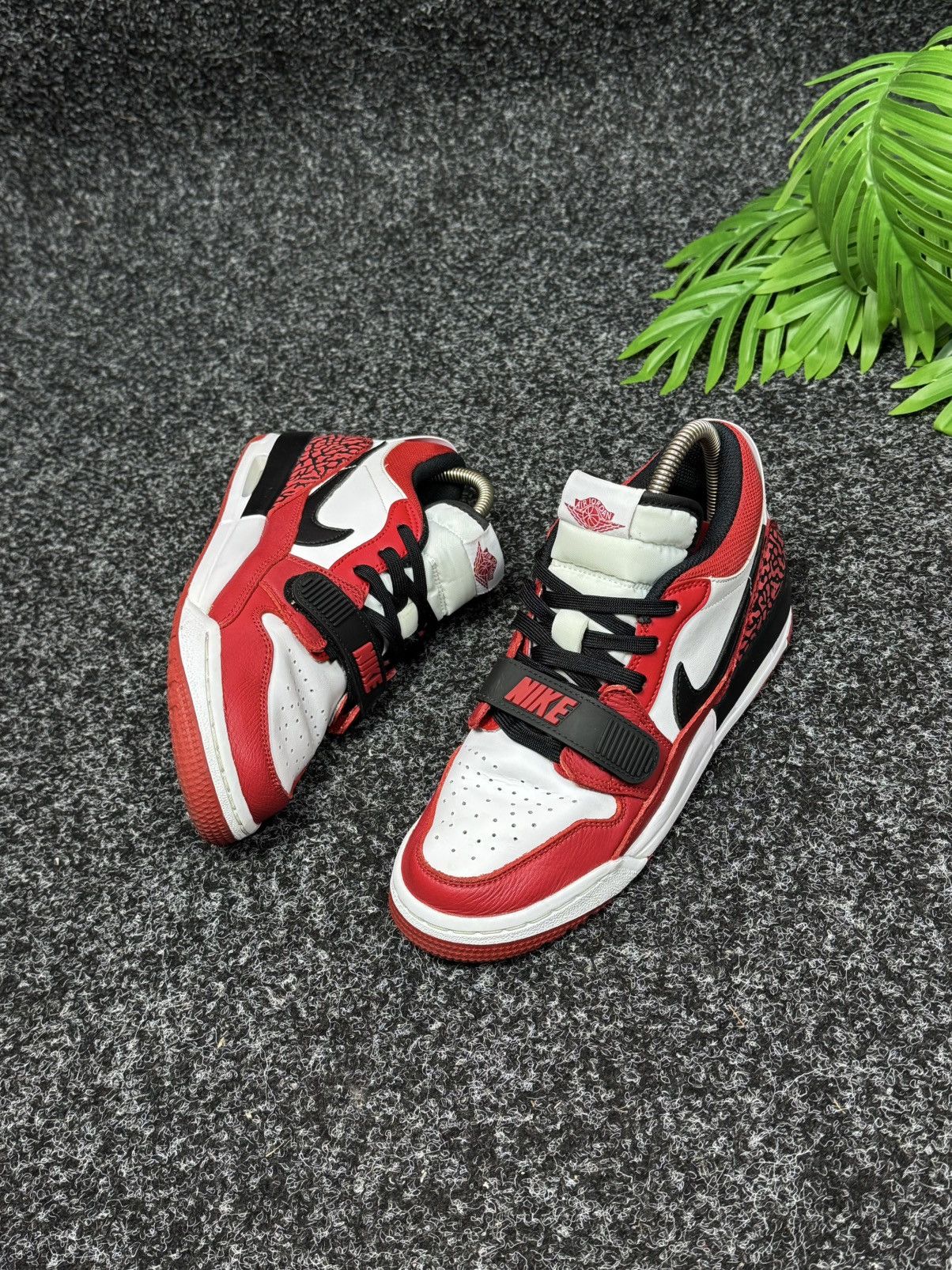 Jordan Brand Nike Air Jordan Legacy 312 Low Size 38,5 US 6 UK 5 Size US 6 / IT 36 - 1 Thumbnail