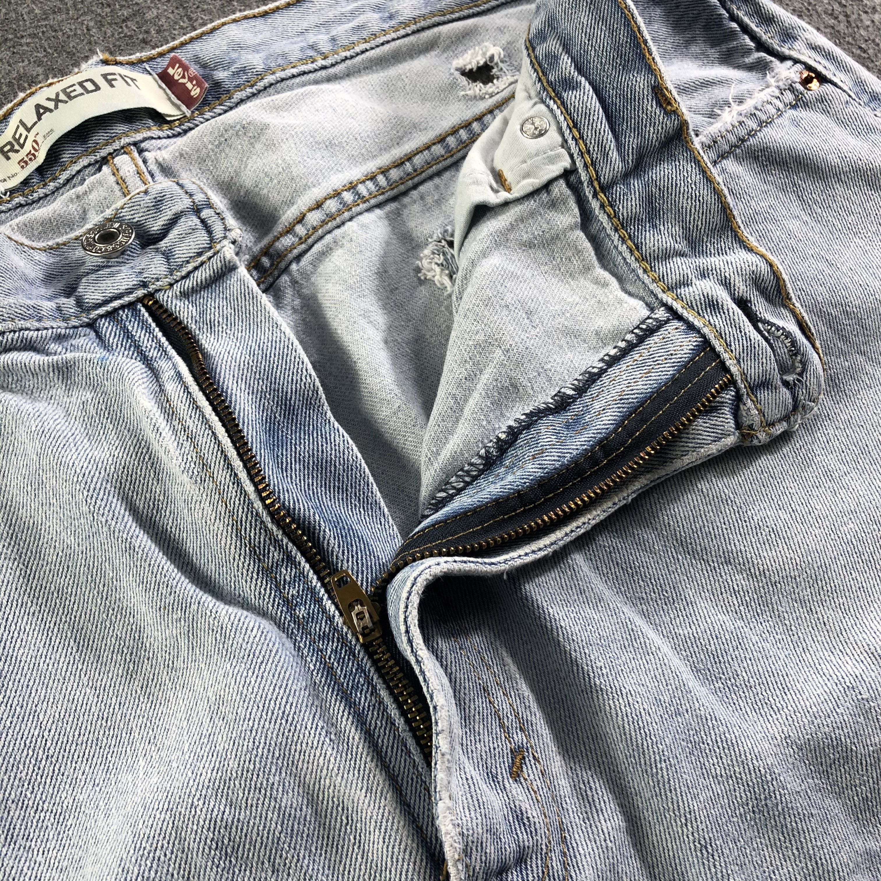 Levi's Vintage Light Wash Levis 550 Jeans-J3426 Size US 42 / EU 58 - 10 Thumbnail