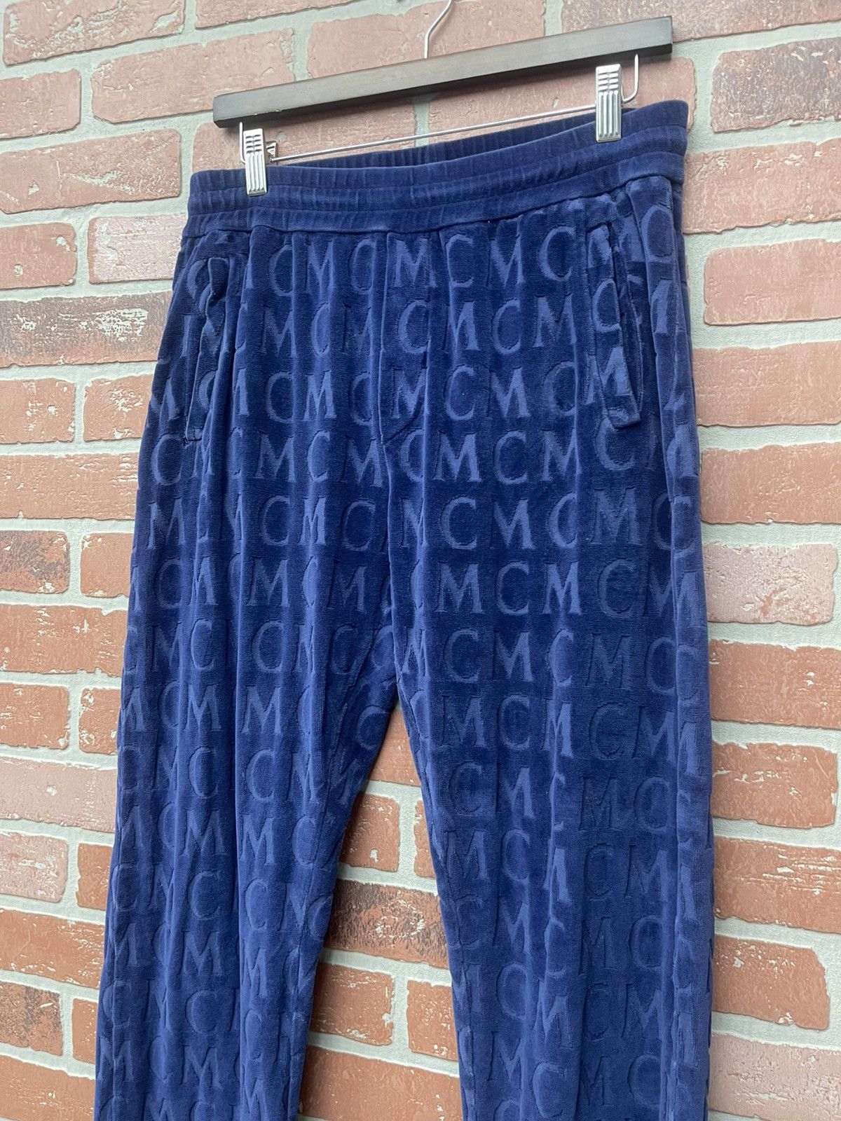 MCM Size M - MCM Logo Velour Track Pants Monogram Size US 32 / EU 48 - 3 Thumbnail