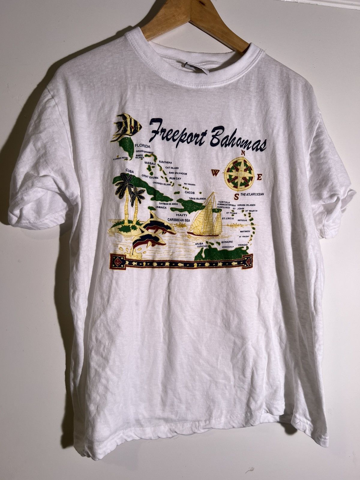 Vintage 90’s 2000’s Y2K VTG Vintage Freeport Bahamas Retro Map Shirt Size US L / EU 52-54 / 3 - 1 Thumbnail