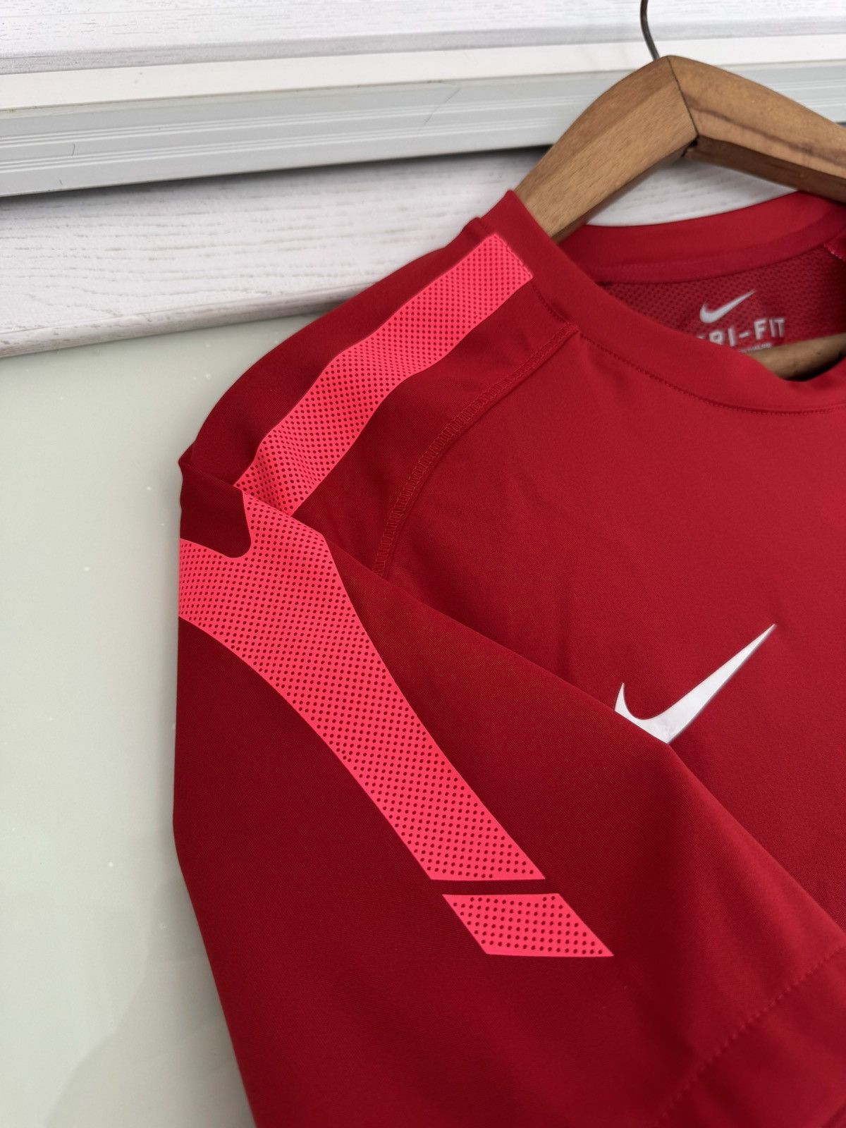 Nike Arsenal 2010-2011 Soccer Jersey Football Kit Shirt Size US M / EU 48-50 / 2 - 12 Thumbnail