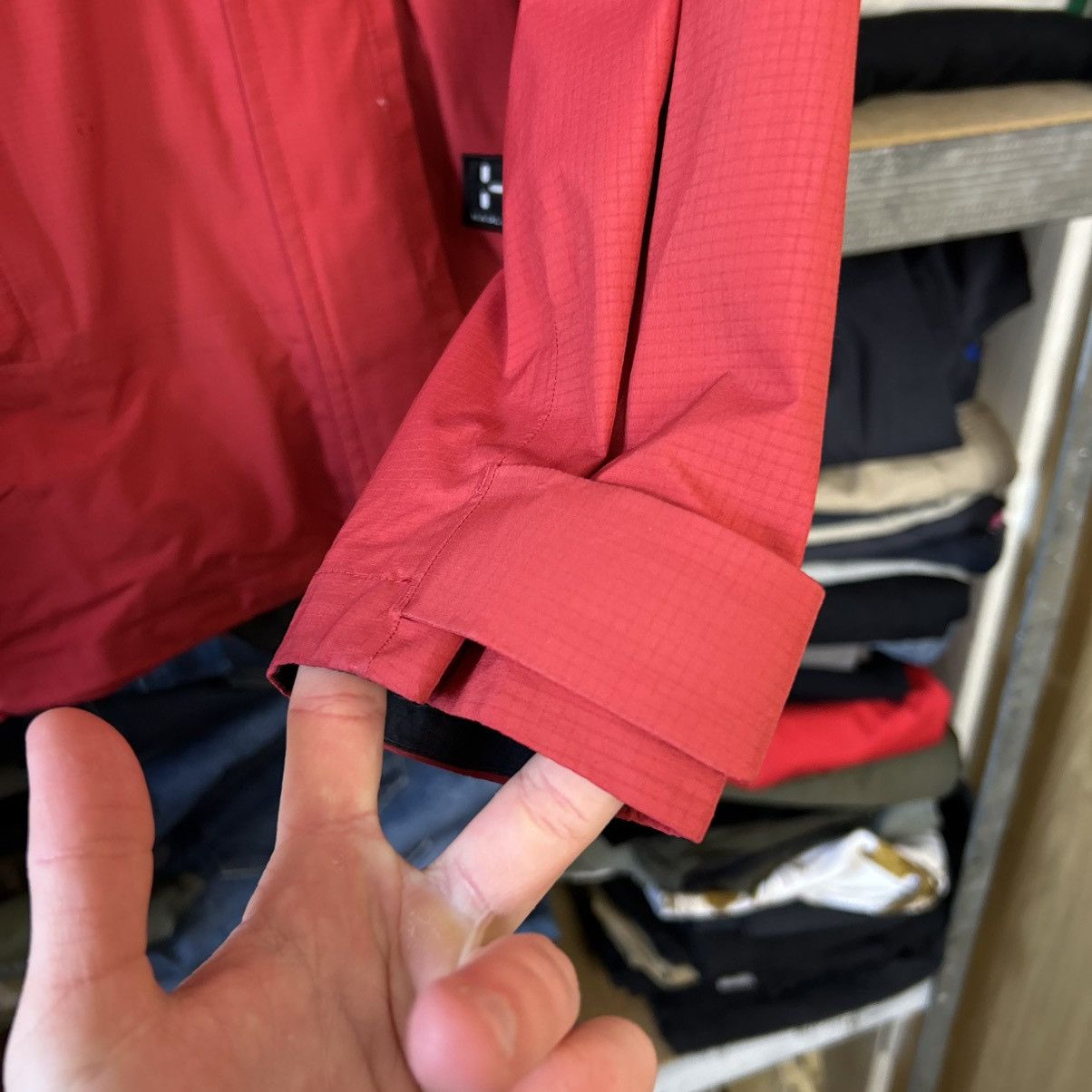 Haglofs Womens Haglofs Small logo outdoor Gorpcore waterproof jacket Size S / US 4 / IT 40 - 5 Thumbnail