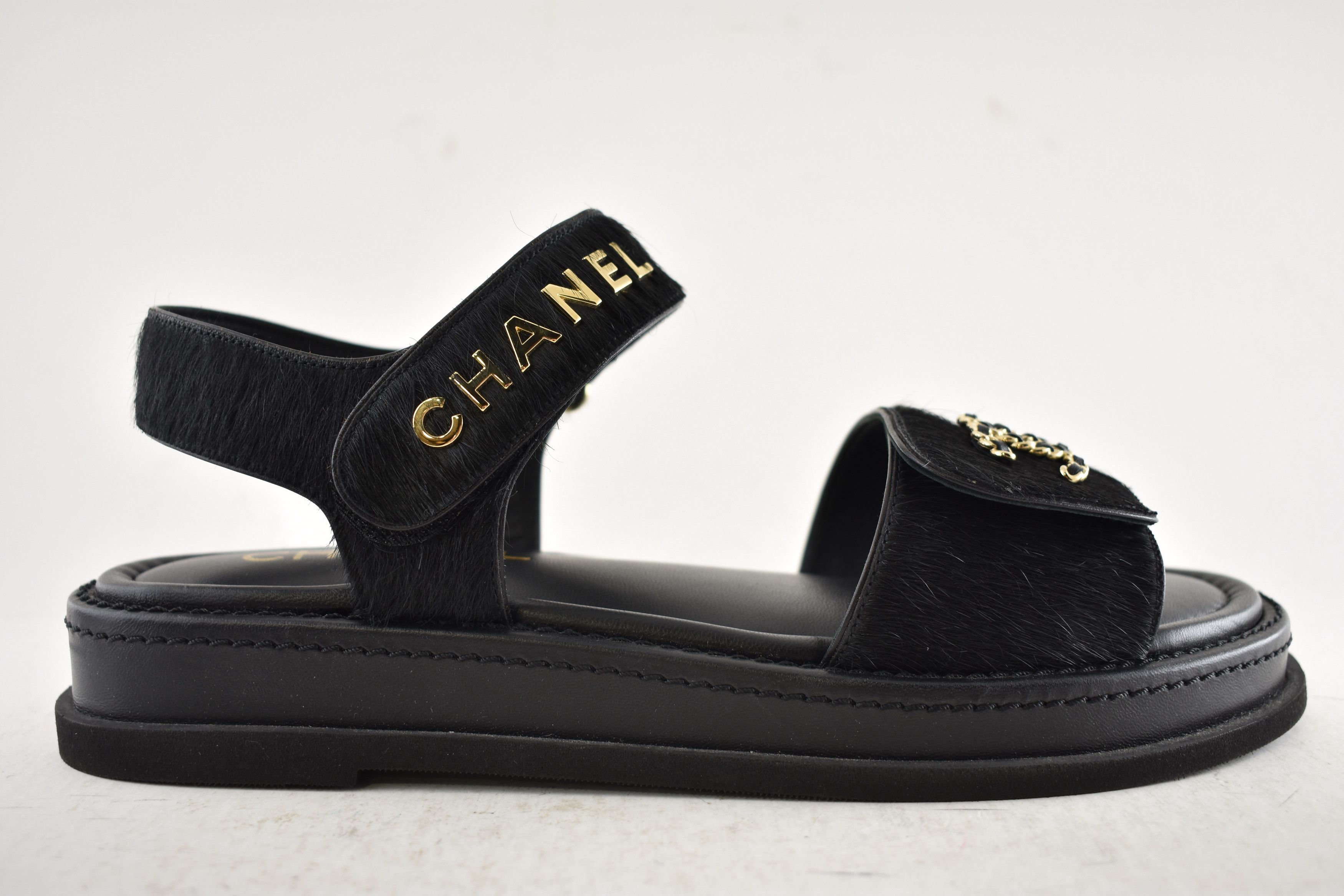 Chanel Chanel 24B CC Logo Mule Slide Strap Flat Teva Dad Sandal 36 Size US 6 / IT 36 - 3 Thumbnail