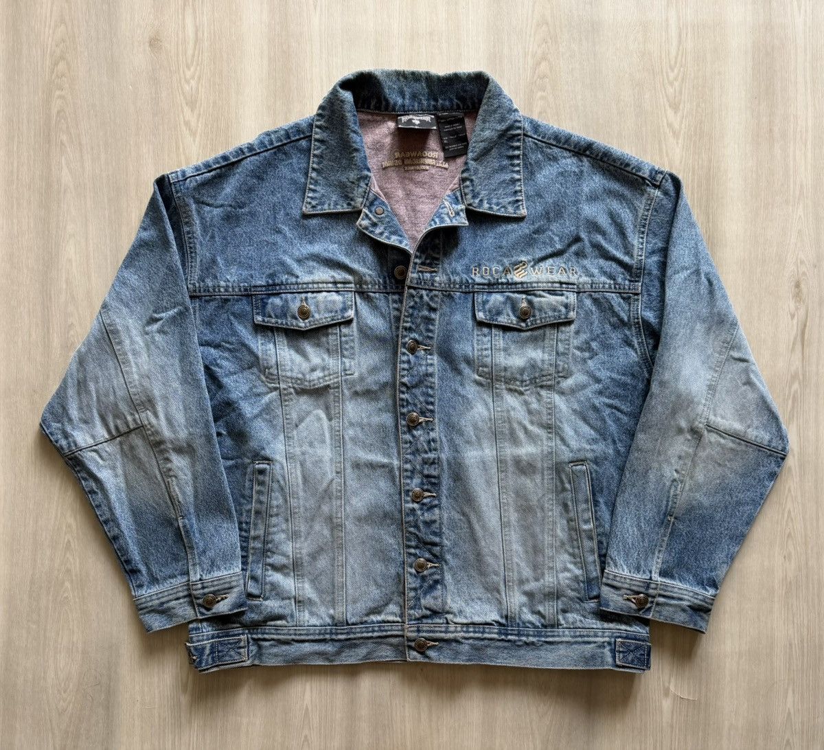 Rocawear Vintage Rocawear Blue Denim Truckers Jean Jacket Sz XL 100% Size US XL / EU 56 / 4 - 1 Thumbnail