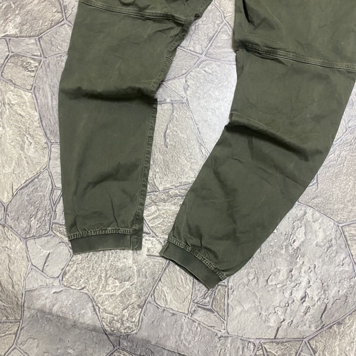 Stone Island Stone Island Pants Cargo Patch Program Joggers Size US 32 / EU 48 - 2 Thumbnail