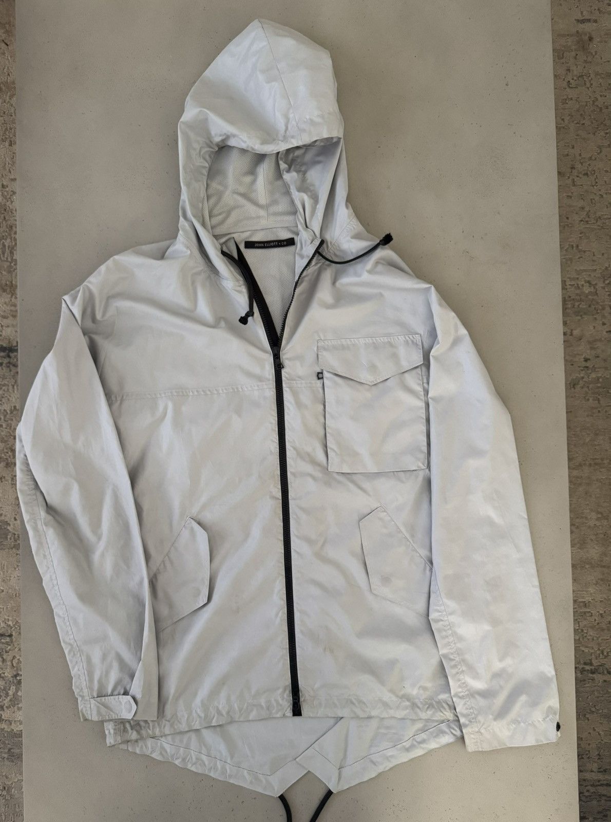 John Elliott John Elliott Fish tail windbreaker Sz 4 Size US XL / EU 56 / 4 - 1 Thumbnail