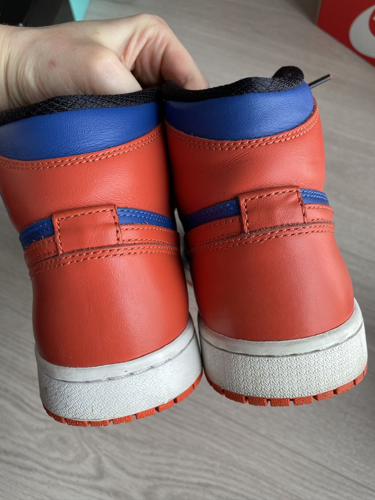 Jordan Brand Air Jordan 1 High Knicks NYK 42 8.5 Orange blue Size US 8.5 / EU 41-42 - 8 Thumbnail