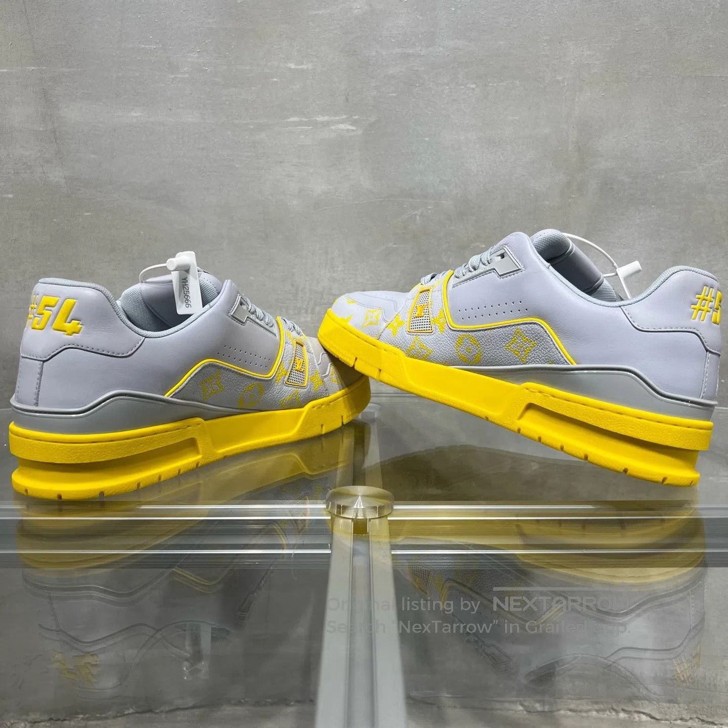 Louis Vuitton Louis Vuitton Trainer 2025 model gray-yellow patterned pla Size US 10 / EU 43 - 5 Thumbnail