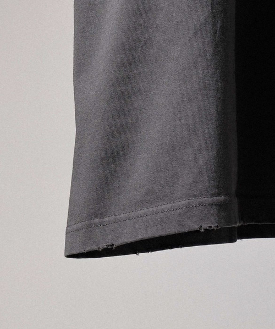 Number (N)ine Number nine school of visual tee size 2 Size US M / EU 48-50 / 2 - 4 Thumbnail
