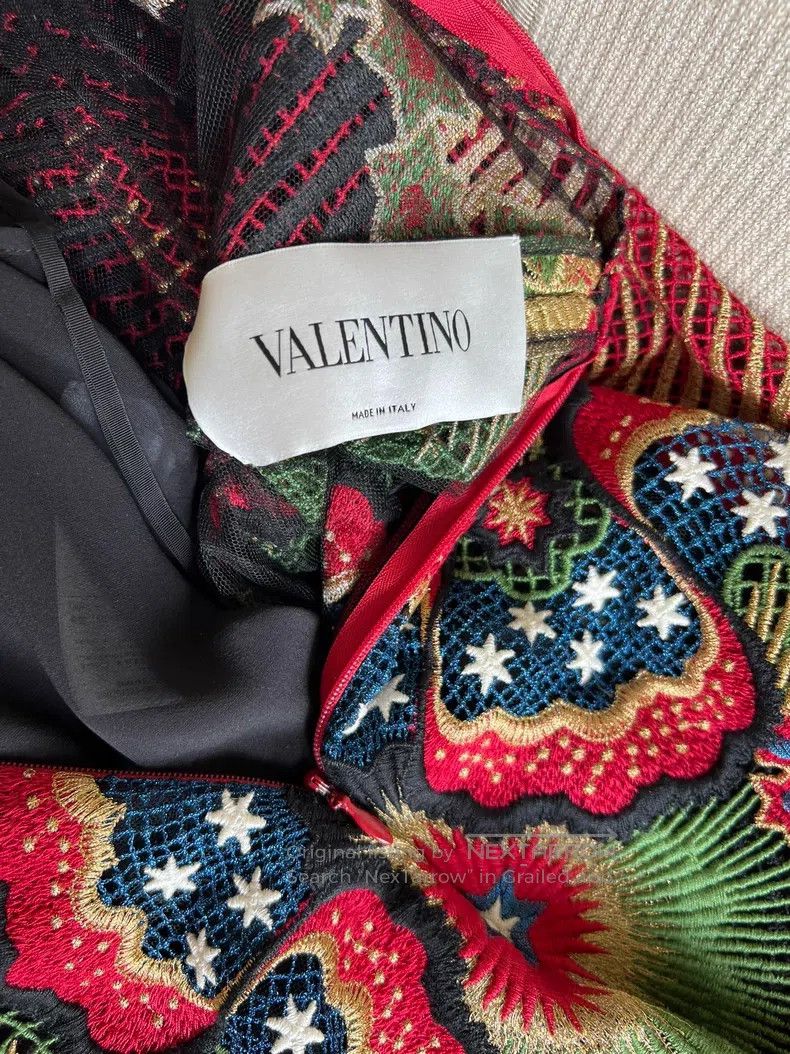 Valentino Valentino dress Size S / US 4 / IT 40 - 2 Thumbnail