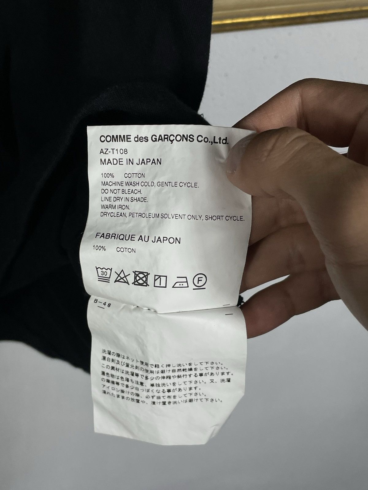 Comme des Garcons × Comme des Garcons PLAY × Japanese Brand Comme Des Garcones PLAY Heart Black T-shirt Tee Japanese CDG Size US M / EU 48-50 / 2 - 10 Thumbnail