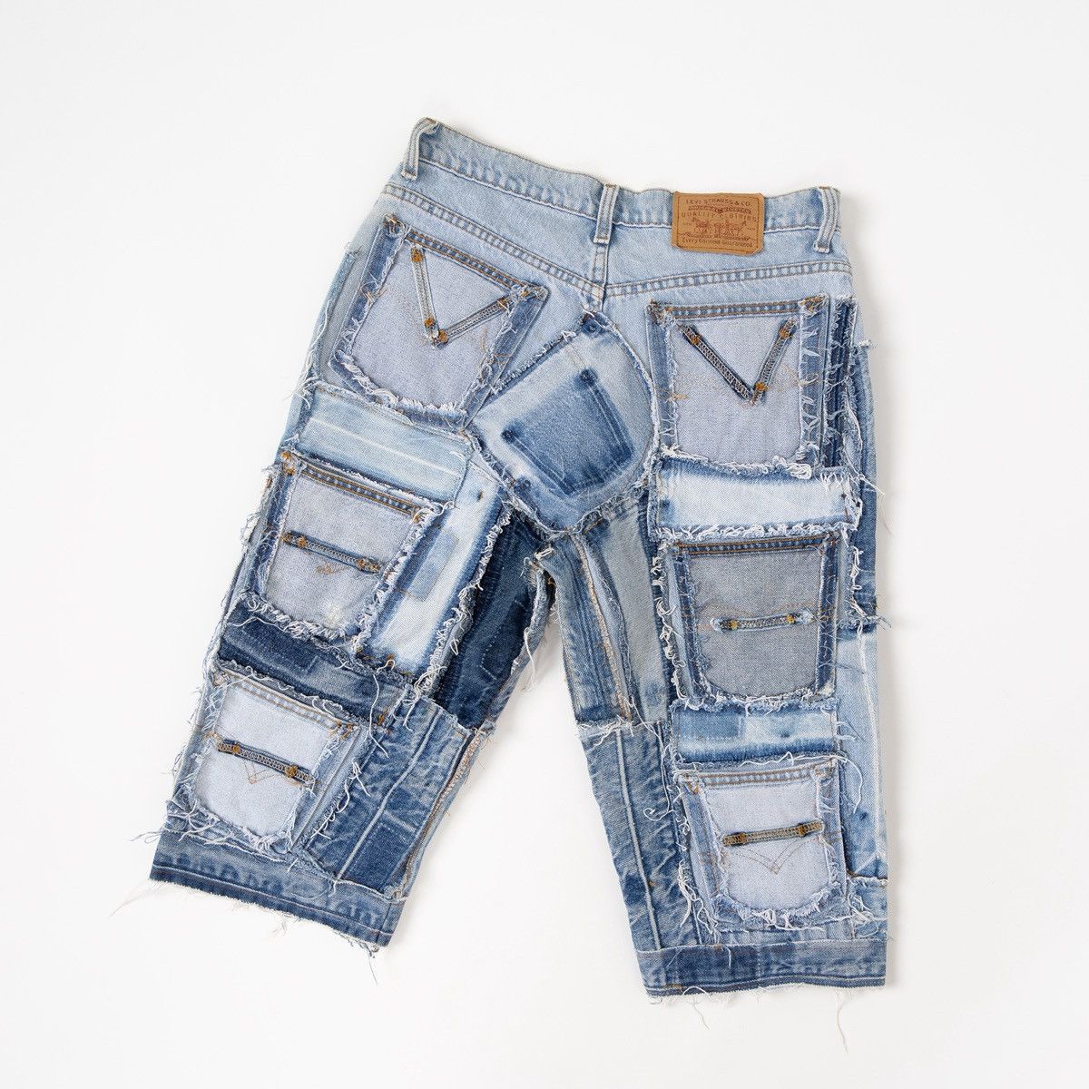 Levi's Levis 512 Coupe Etroite Patchwork Denim Shorts Distressed Size US 32 / EU 48 - 3 Thumbnail