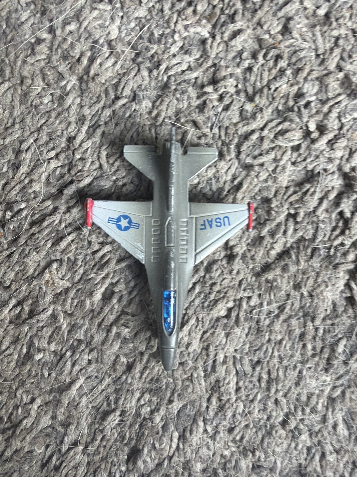 Hypebeast USAF F-16 Fighting Falcon Jet Die-Cast Size ONE SIZE - 2 Thumbnail